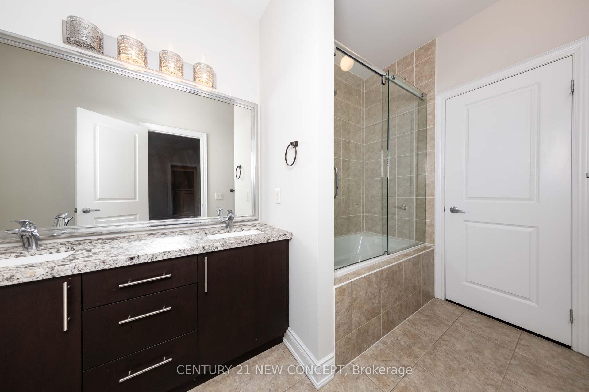 Photo 33 of 8 Sir Angelo Way, Vaughan, Patterson — HOMEH