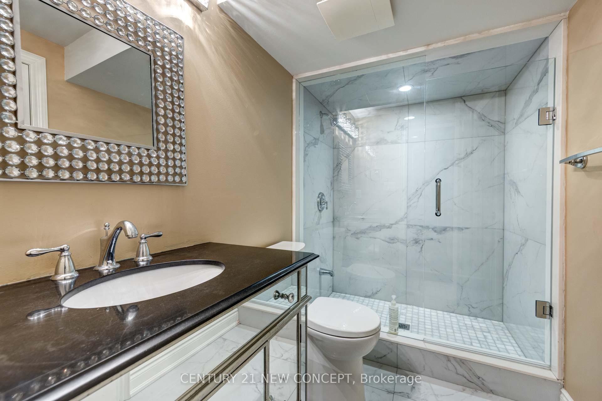 Photo 43 of 8 Sir Angelo Way, Vaughan, Patterson — HOMEH