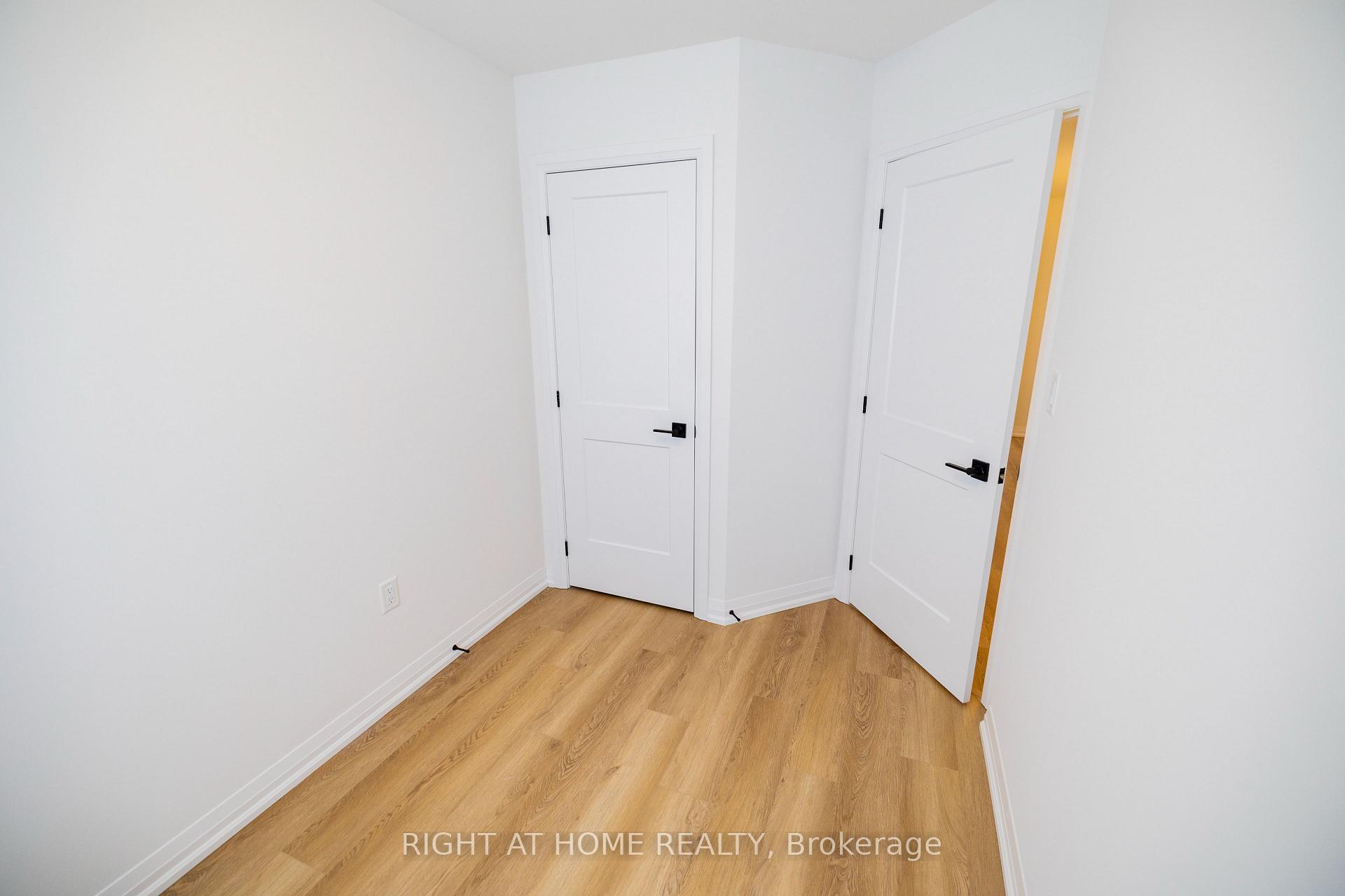 Photo 26 of Unit 18, 55 Tom Brown Drive, Brant, Paris — HOMEH