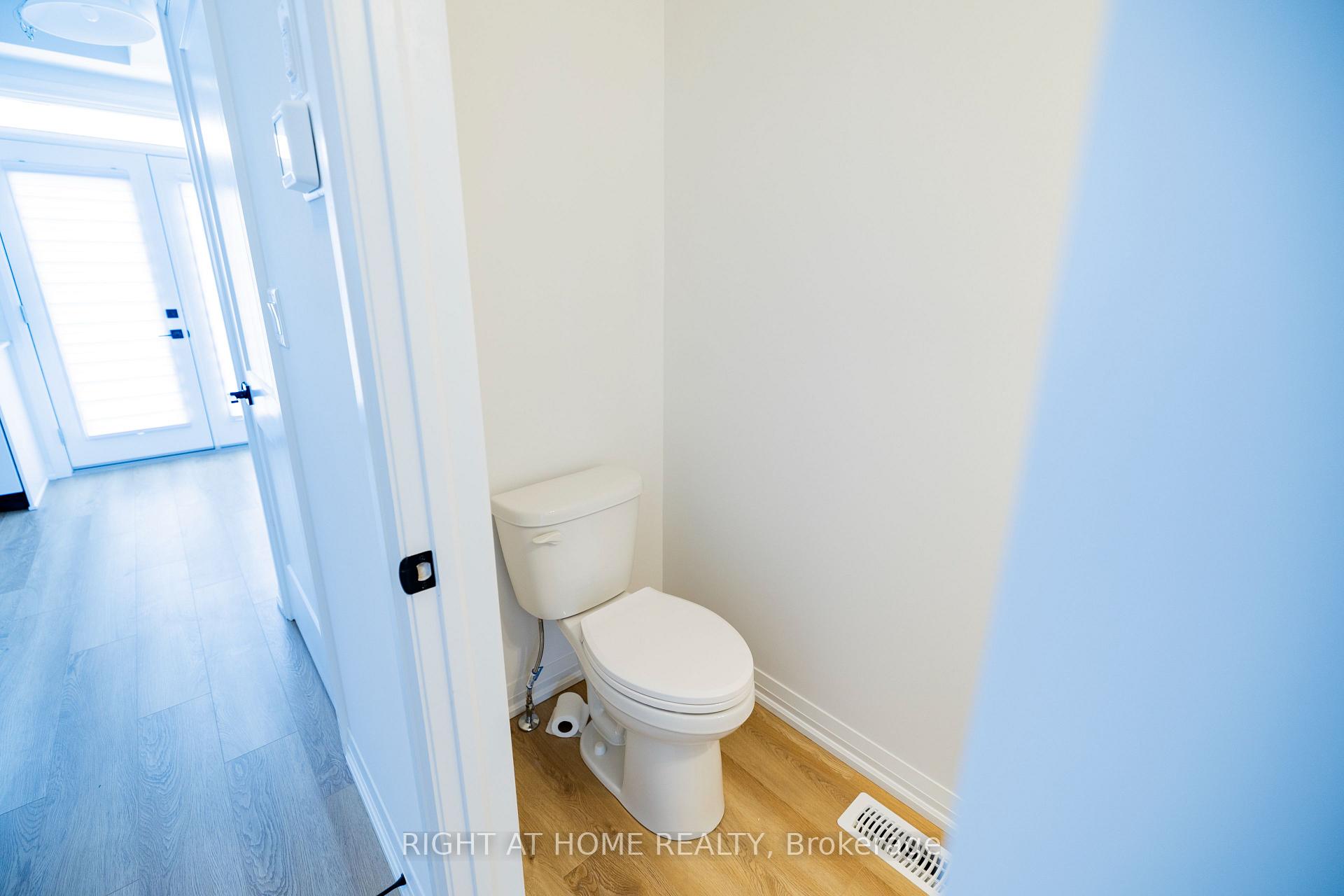 Photo 38 of Unit 18, 55 Tom Brown Drive, Brant, Paris — HOMEH