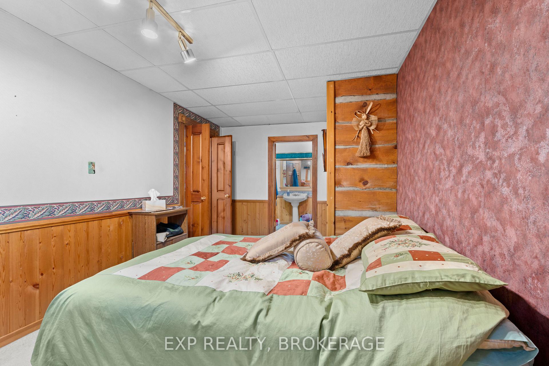 Photo 26 of 5046 Carrying Place Road, Frontenac, Frontenac South — HOMEH