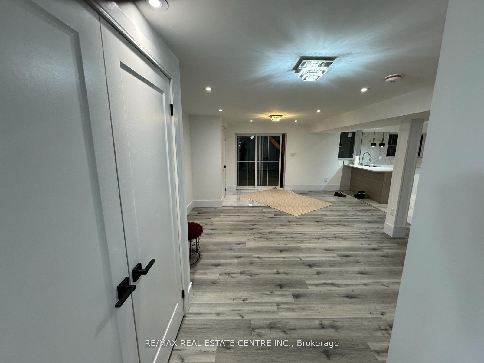 Photo 11 of Unit Walkout, 27 Olerud Drive, Whitby, Rural Whitby — HOMEH