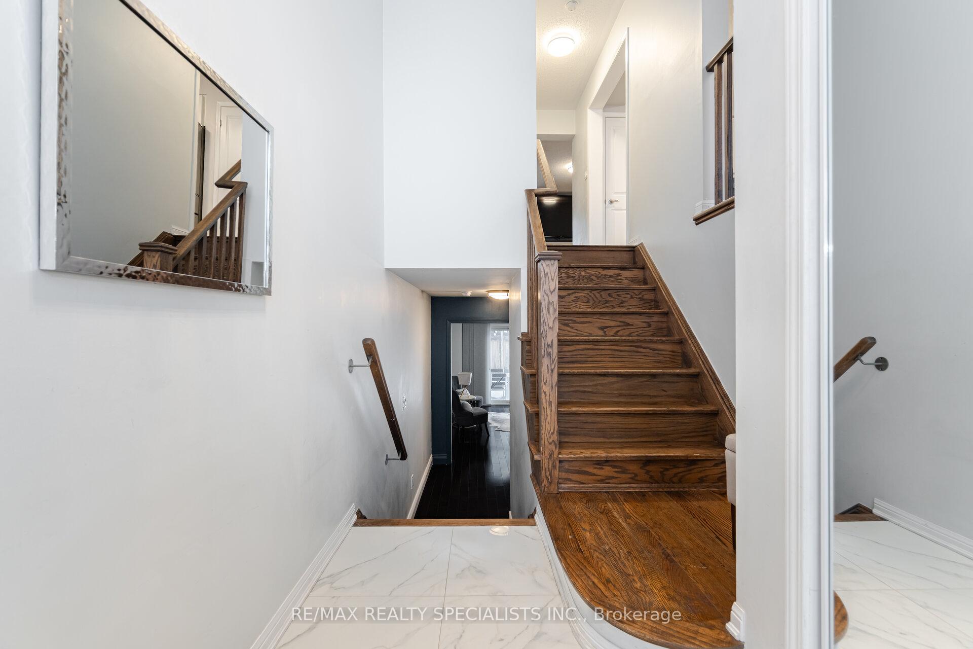 Photo 8 of 7 Butterworth Road, Brampton, Northwest Brampton — HOMEH