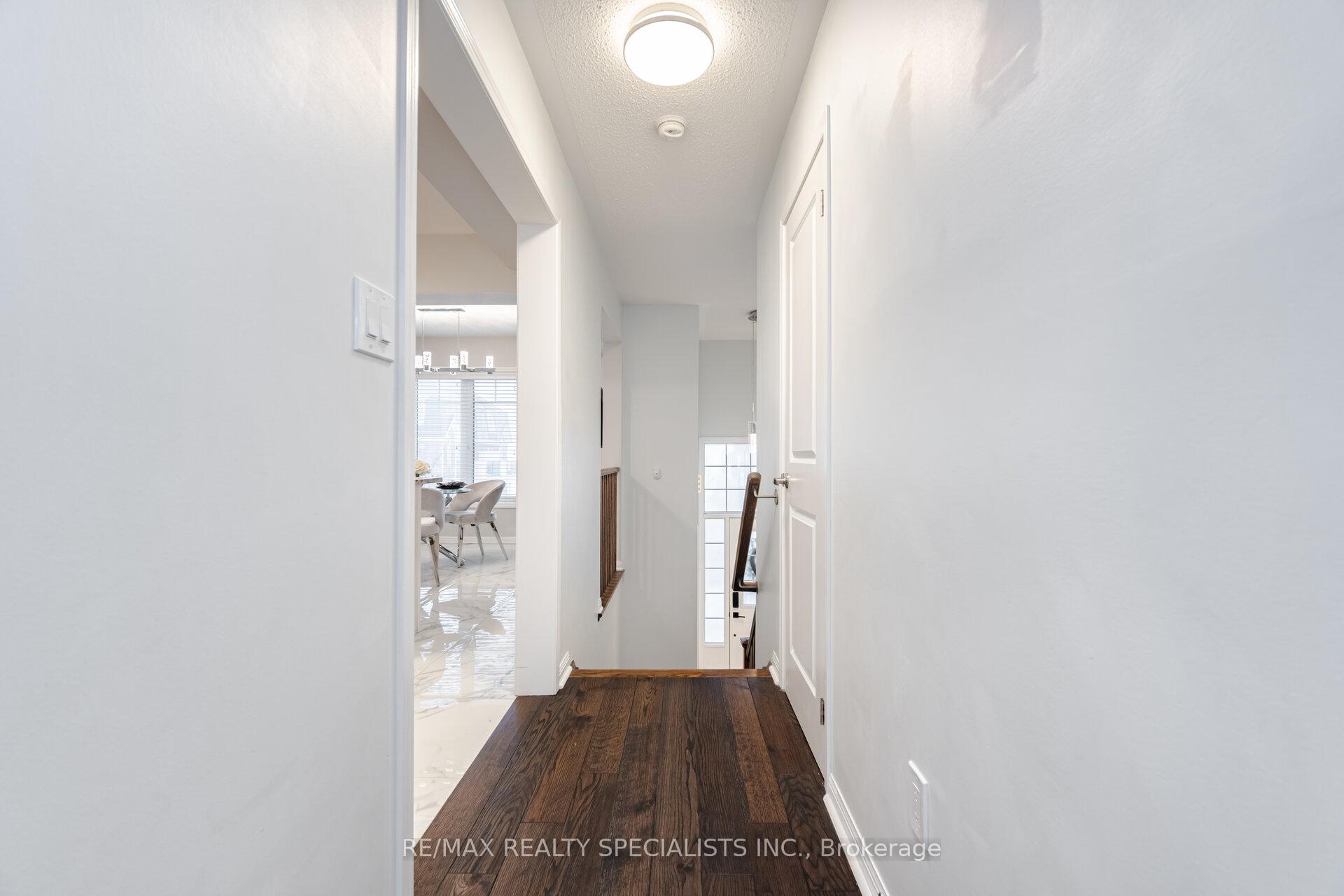 Photo 10 of 7 Butterworth Road, Brampton, Northwest Brampton — HOMEH