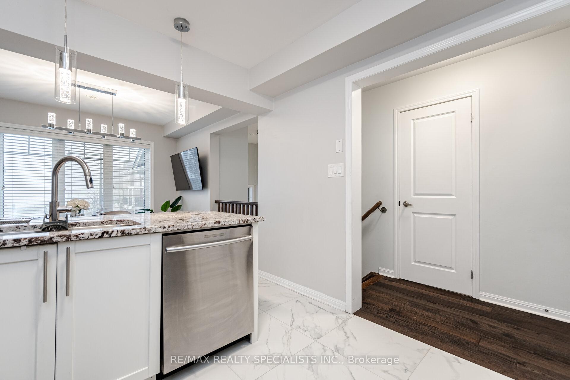 Photo 15 of 7 Butterworth Road, Brampton, Northwest Brampton — HOMEH