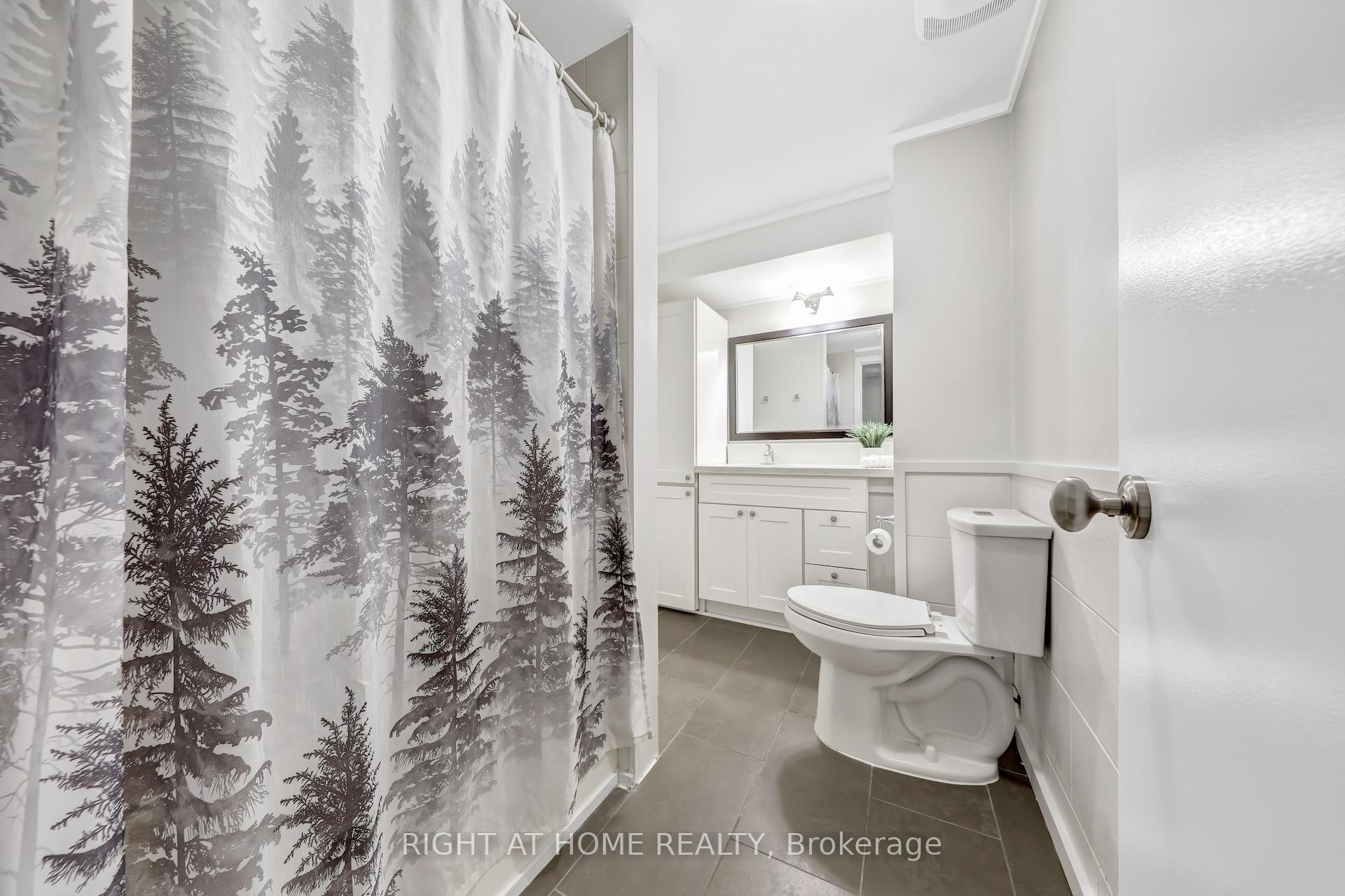 Photo 23 of 53 Newton Street, Barrie, Wellington — HOMEH