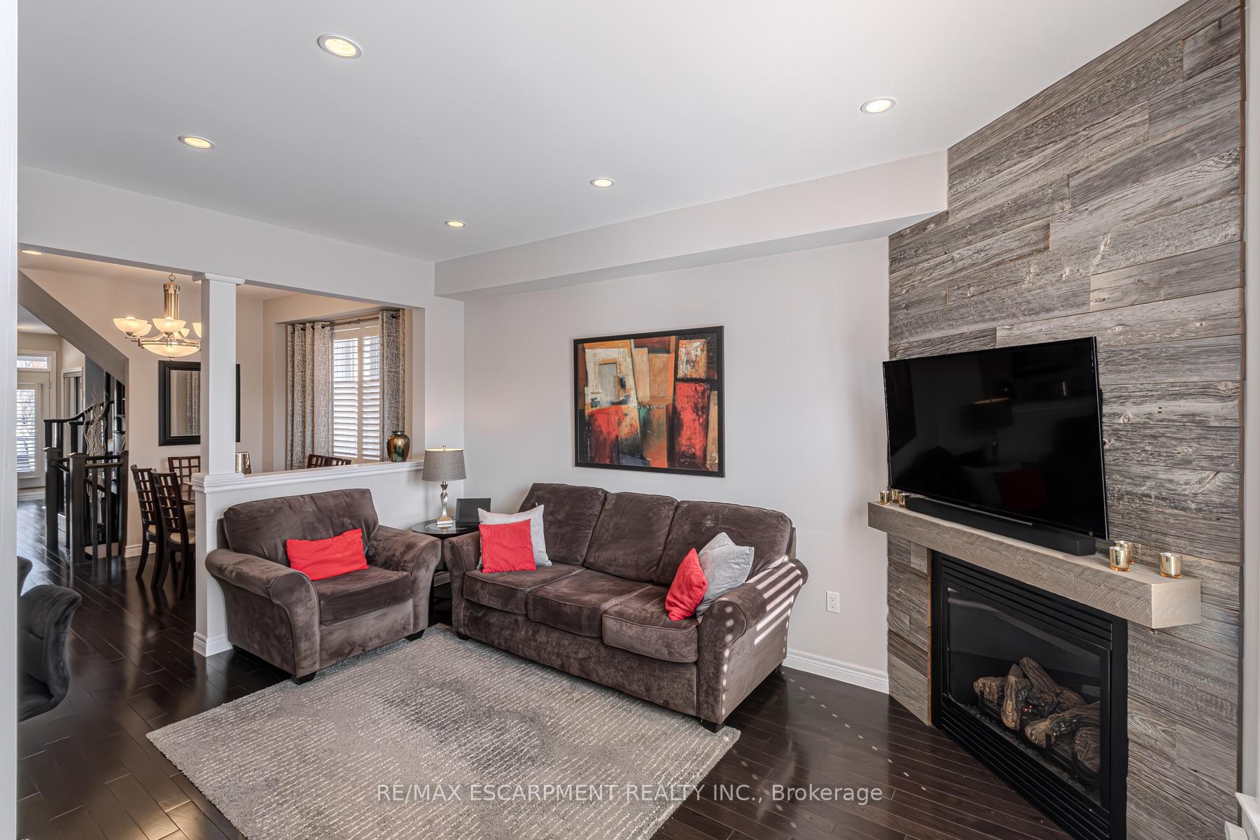 Photo 37 of 15 Summerberry Way, Hamilton, Sheldon — HOMEH