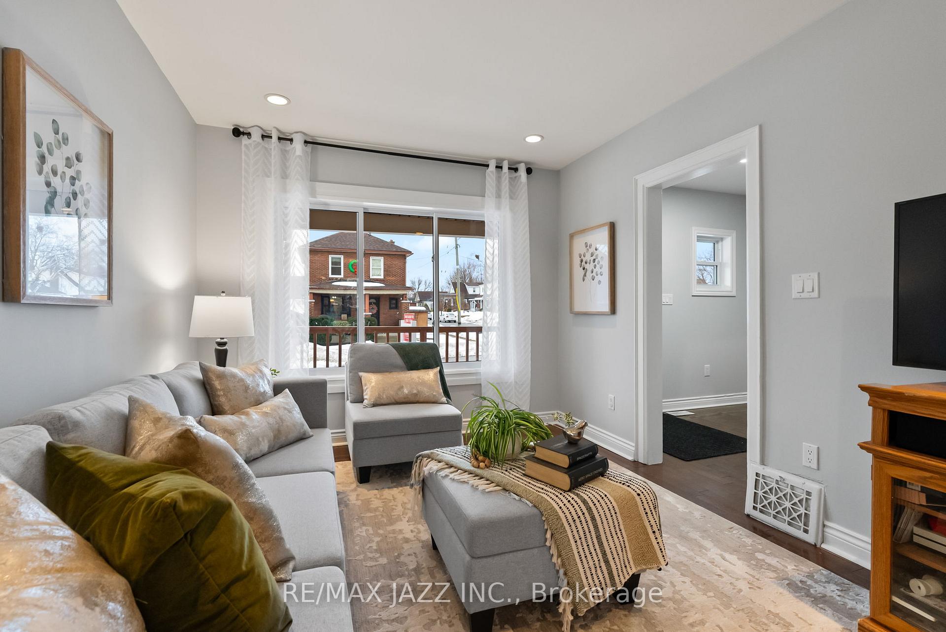 Photo 12 of 226 Eulalie Avenue, Oshawa, Central — HOMEH