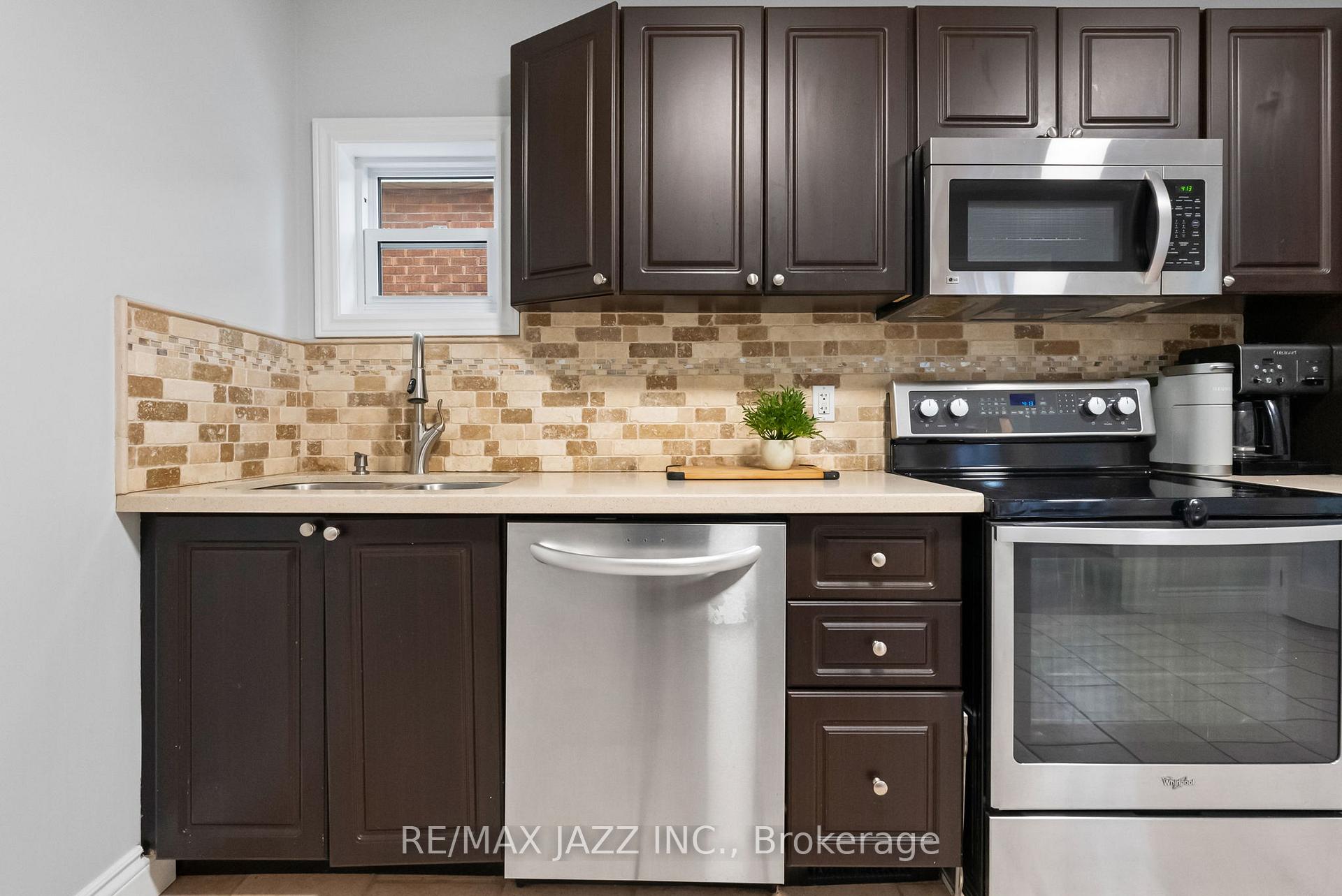 Photo 18 of 226 Eulalie Avenue, Oshawa, Central — HOMEH