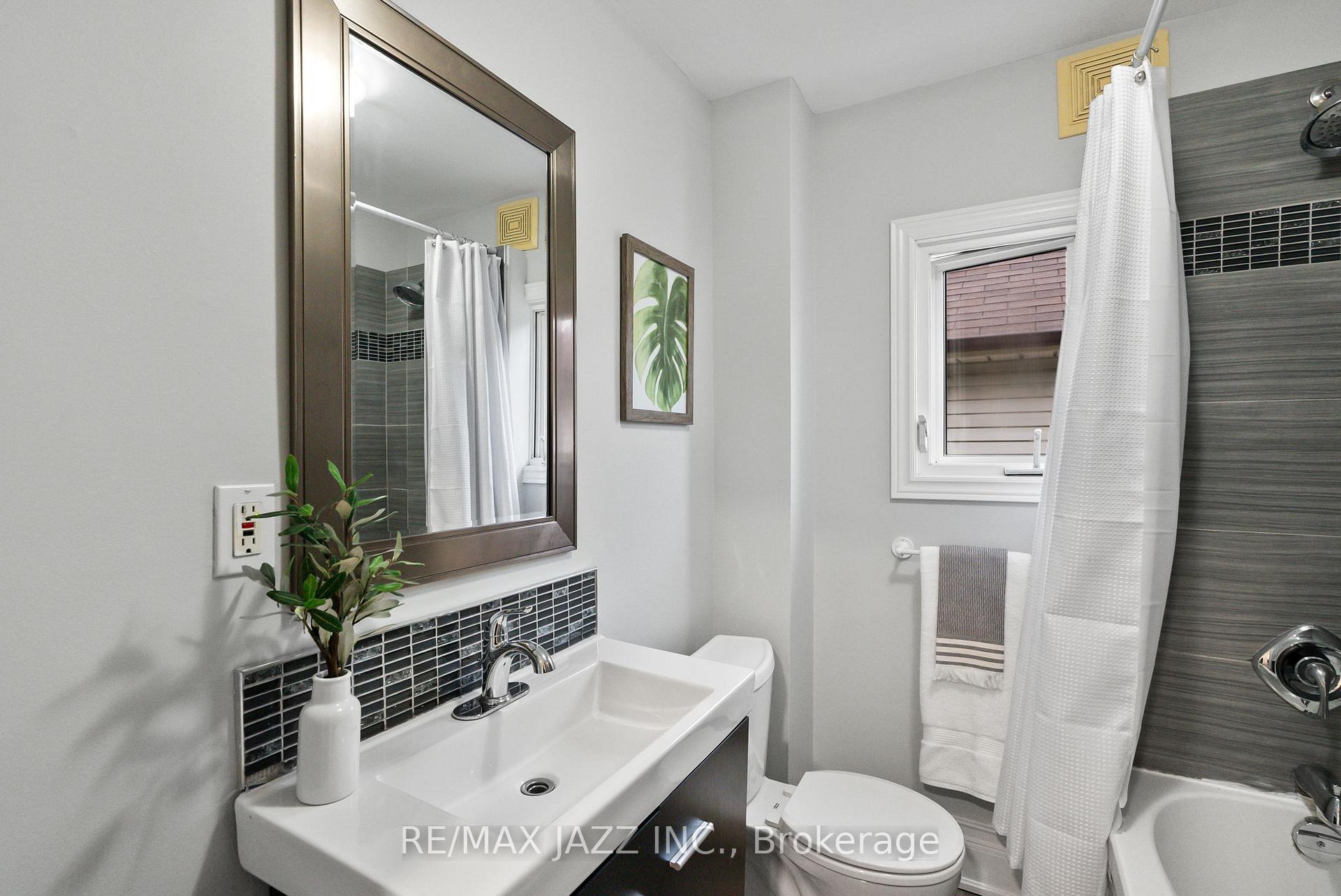 Photo 35 of 226 Eulalie Avenue, Oshawa, Central — HOMEH