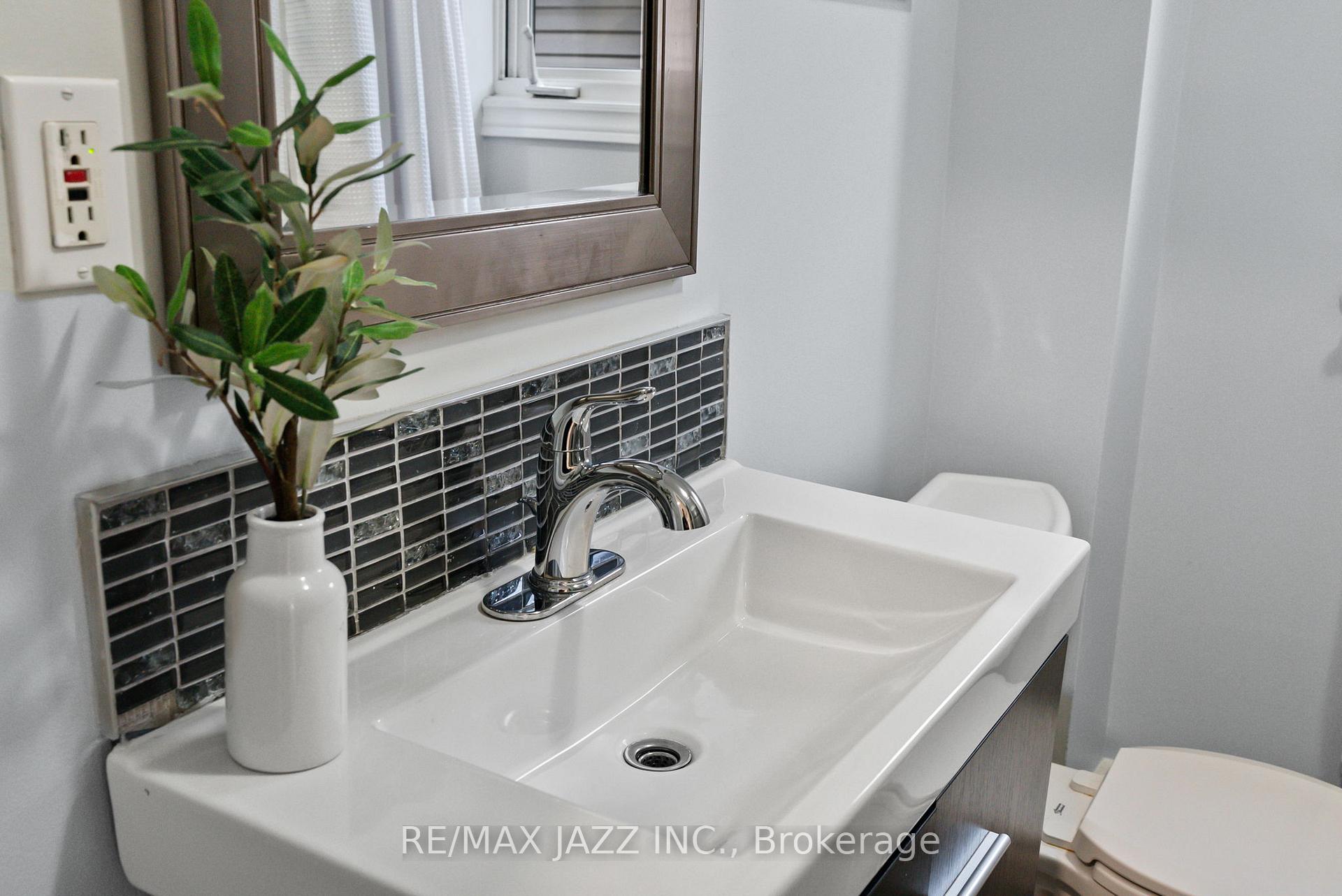 Photo 36 of 226 Eulalie Avenue, Oshawa, Central — HOMEH