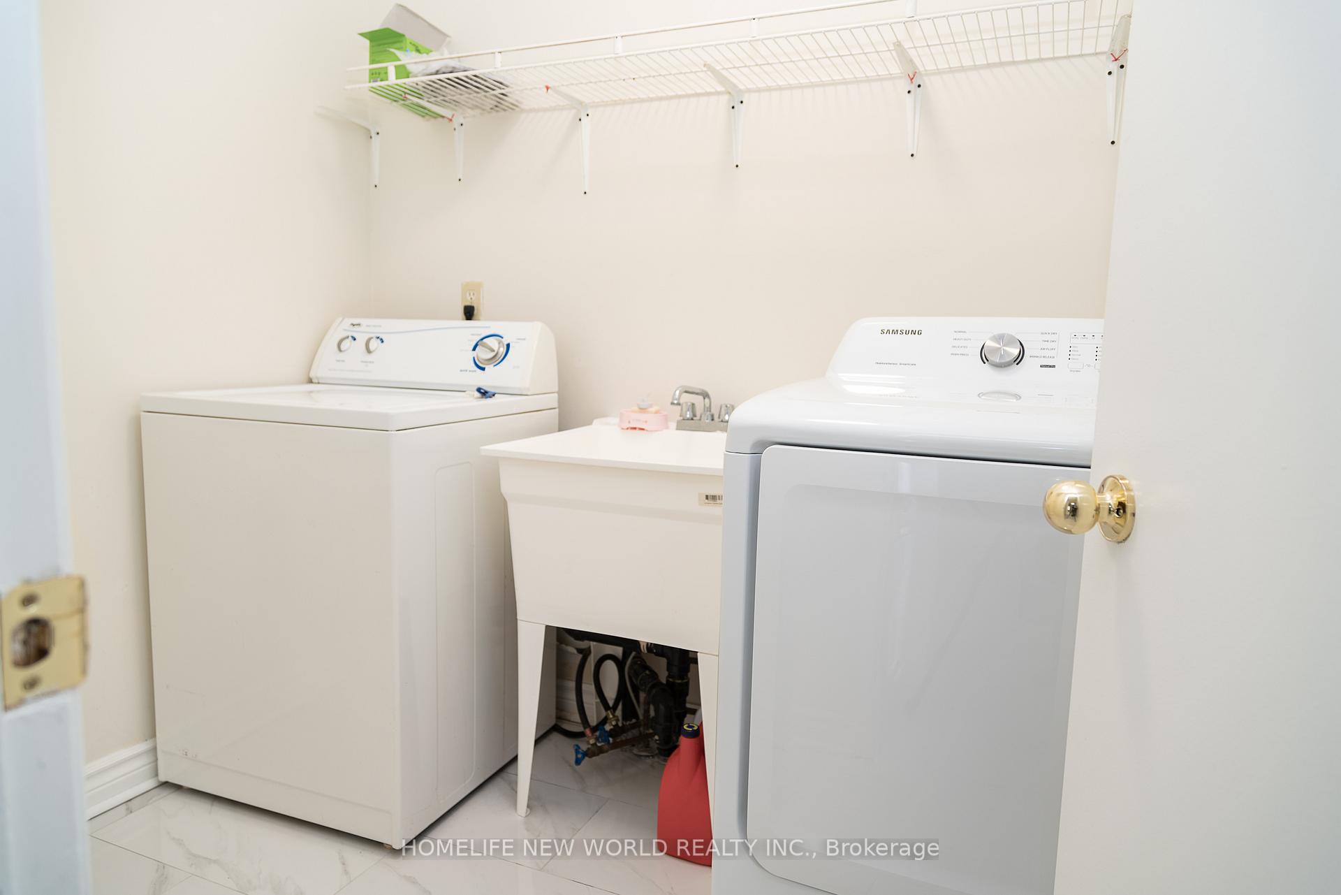 Photo 14 of 9 Parkins Drive, Ajax, Central — HOMEH