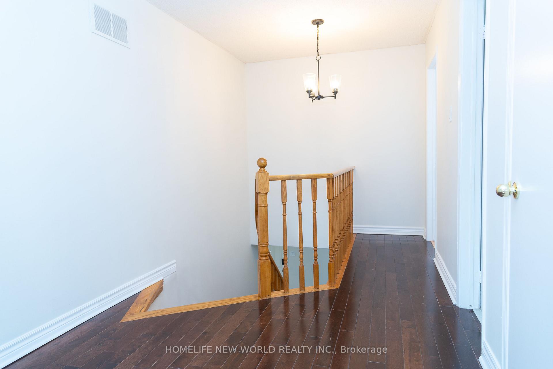 Photo 16 of 9 Parkins Drive, Ajax, Central — HOMEH