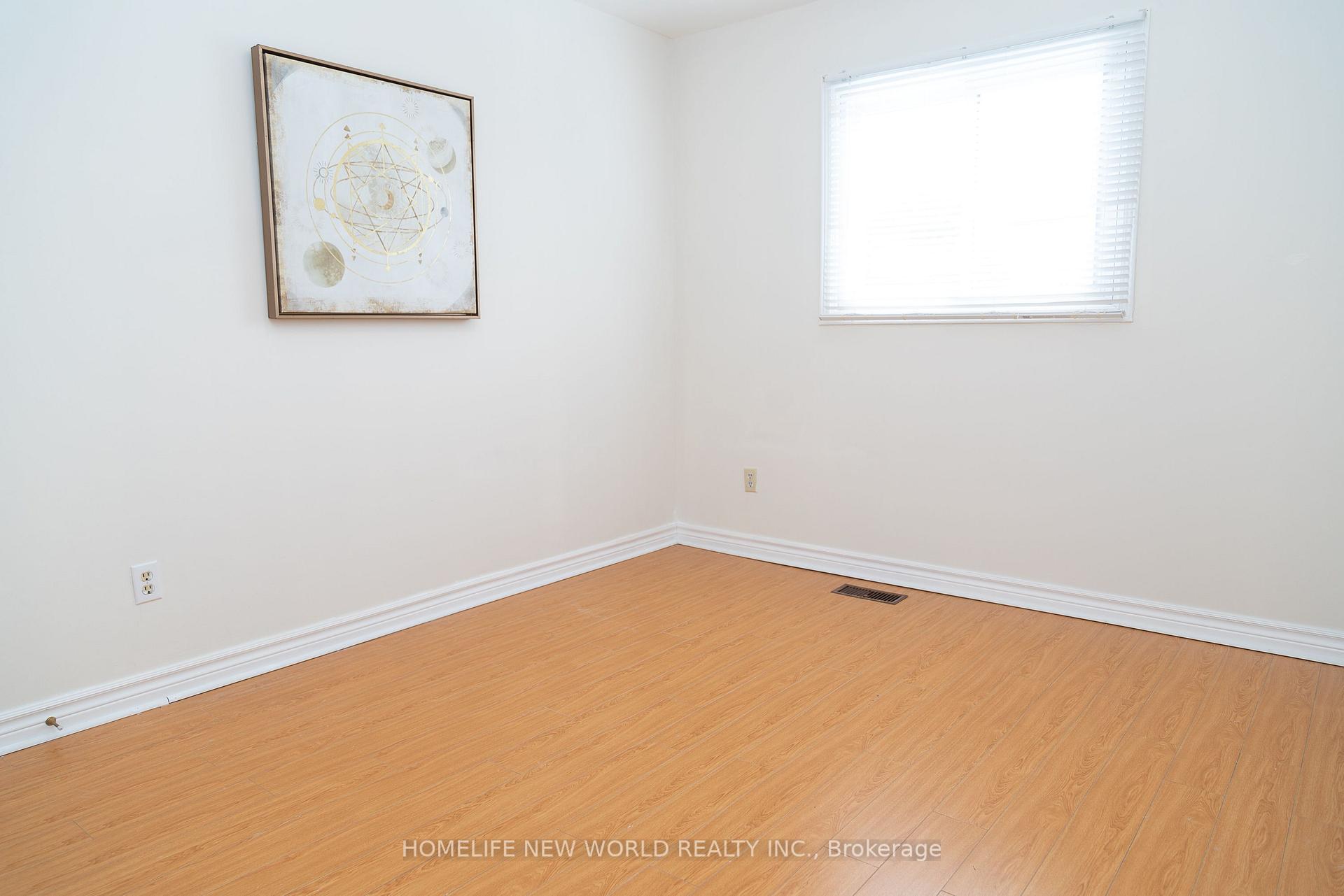 Photo 24 of 9 Parkins Drive, Ajax, Central — HOMEH