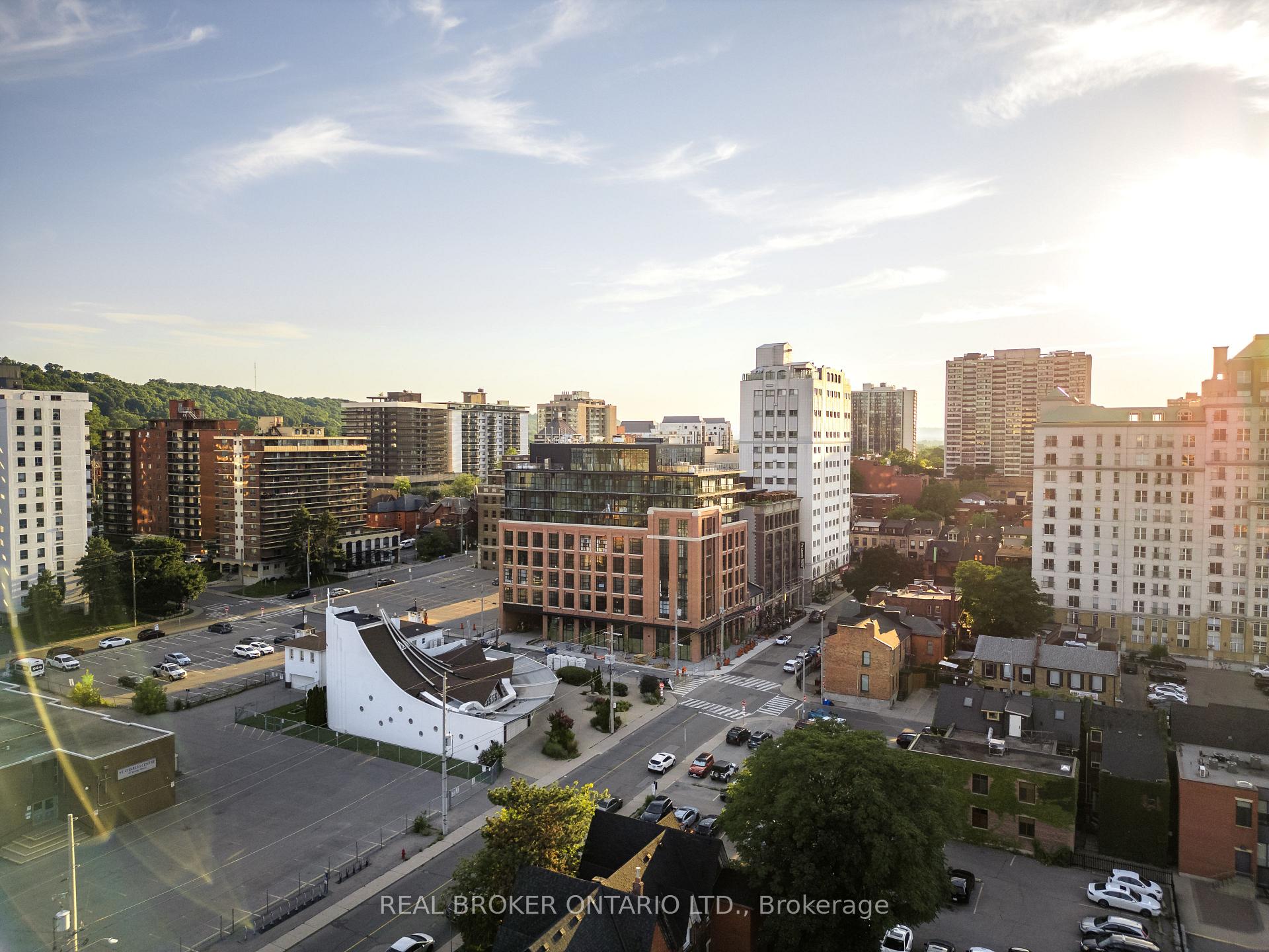 Photo 14 of Unit 505, 24 Augusta Street, Hamilton, Corktown — HOMEH