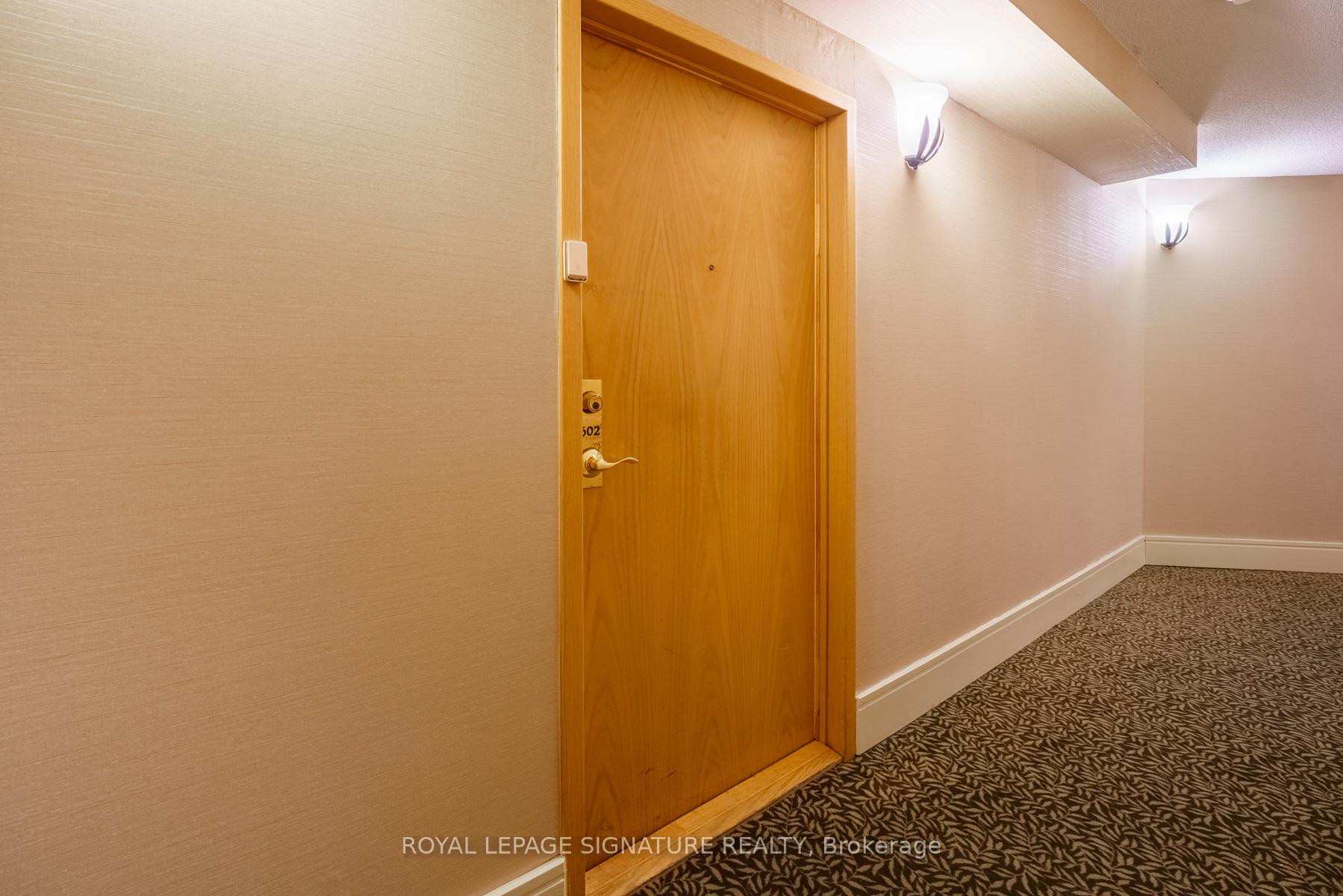 Photo 4 of Unit 602, 70 Cumberland Lane, Ajax, South West — HOMEH