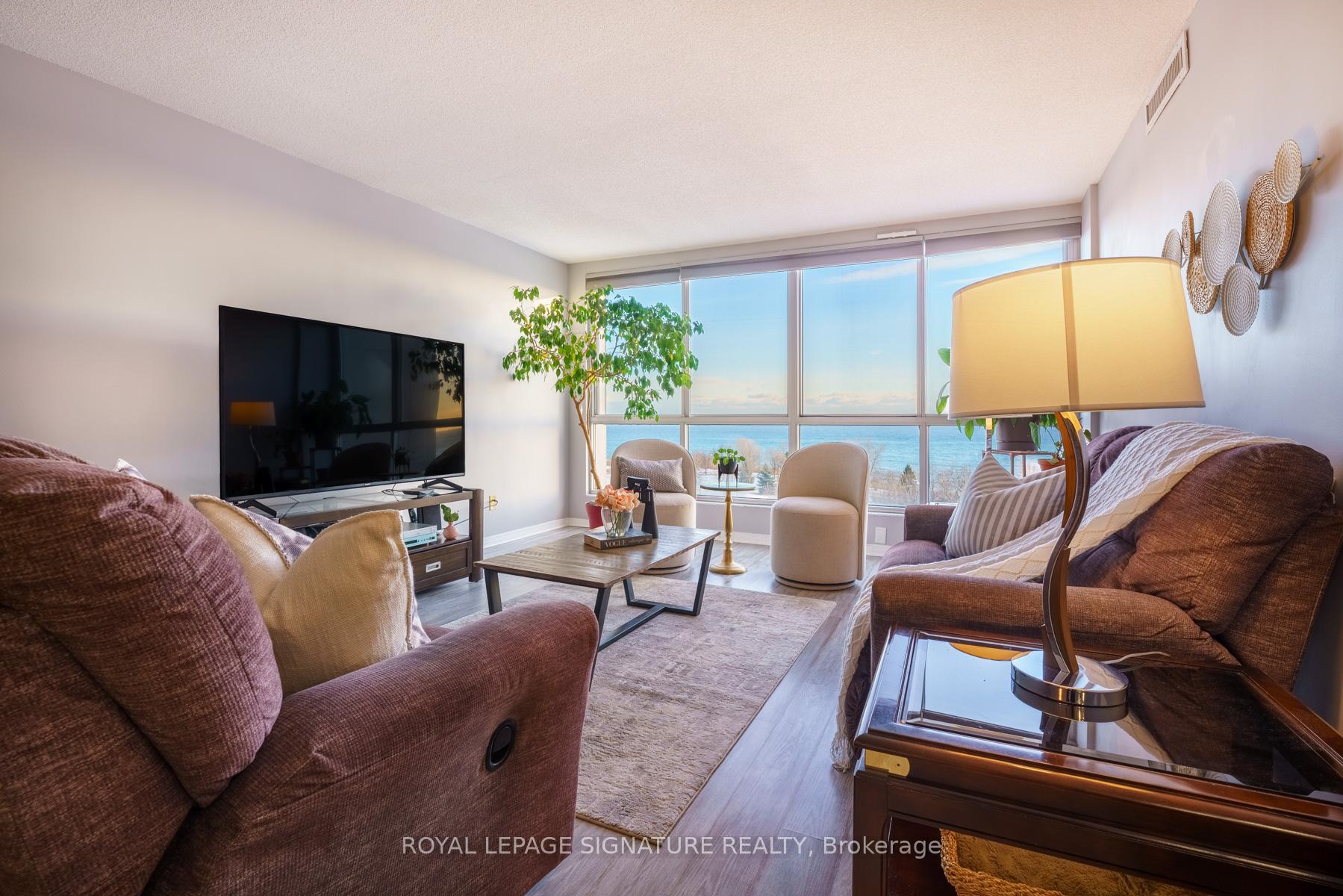 Photo 12 of Unit 602, 70 Cumberland Lane, Ajax, South West — HOMEH