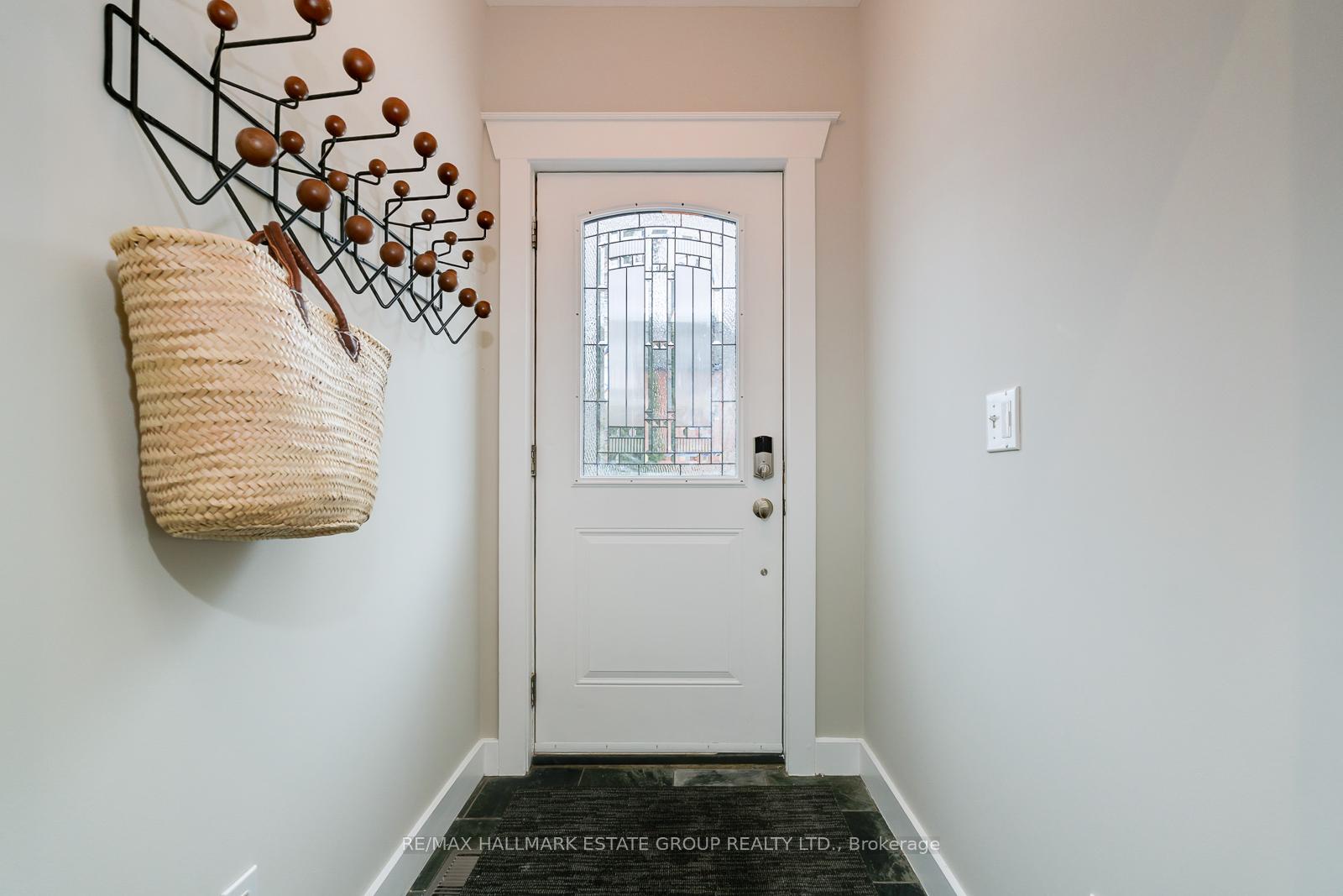 Photo 3 of 157 Withrow Avenue, Toronto, North Riverdale — HOMEH