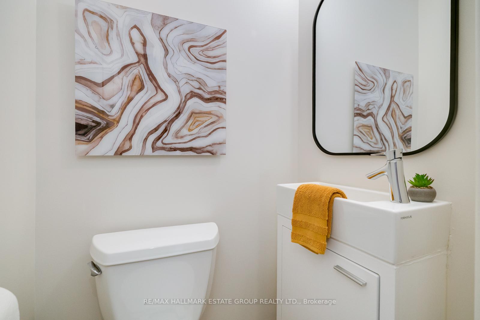 Photo 11 of 157 Withrow Avenue, Toronto, North Riverdale — HOMEH