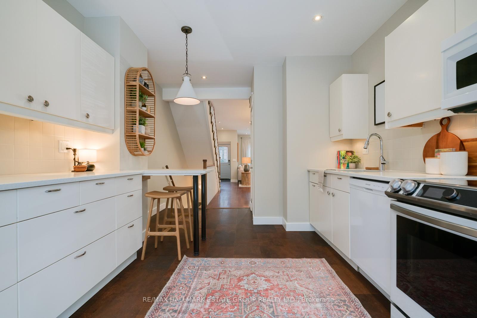 Photo 15 of 157 Withrow Avenue, Toronto, North Riverdale — HOMEH