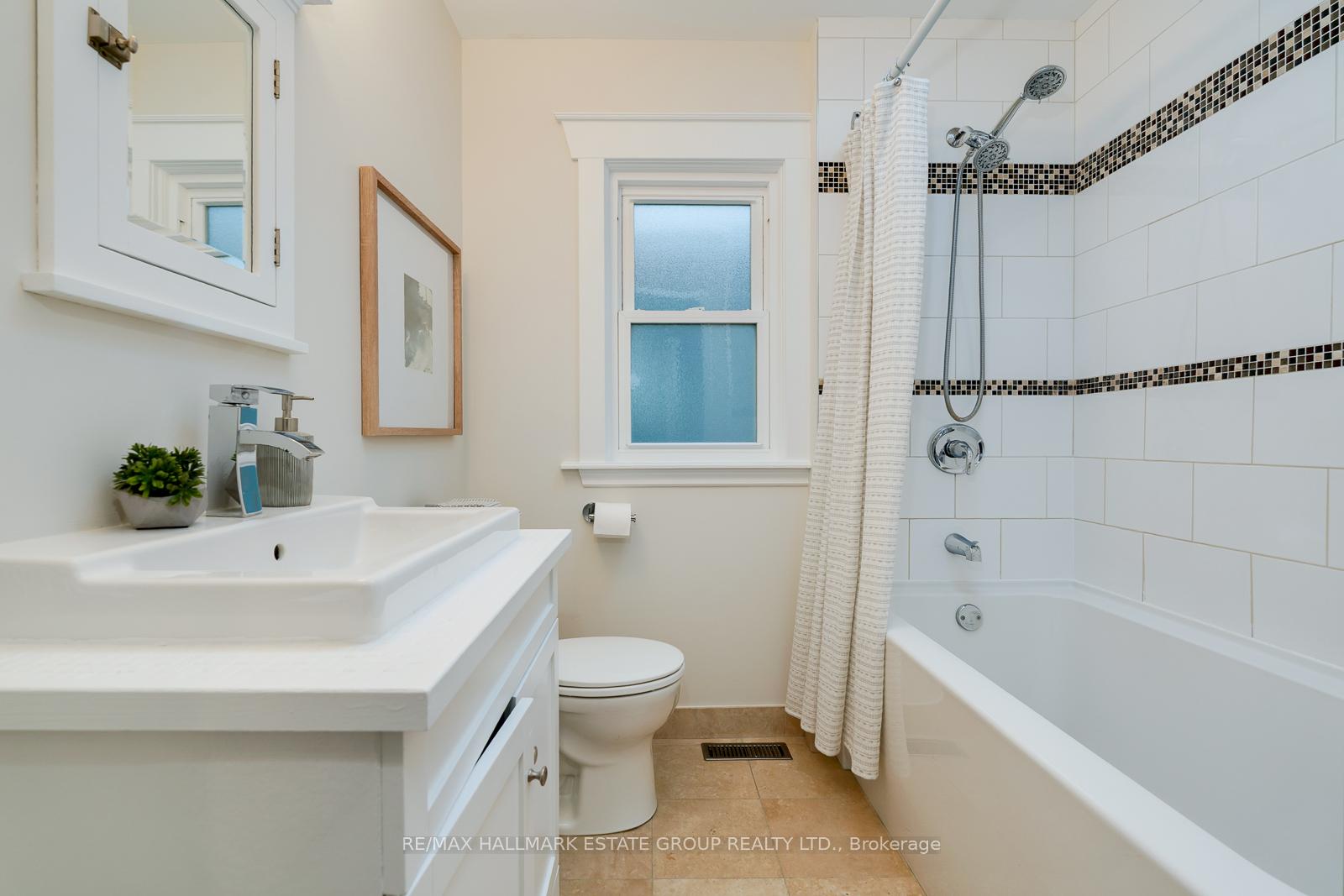 Photo 23 of 157 Withrow Avenue, Toronto, North Riverdale — HOMEH