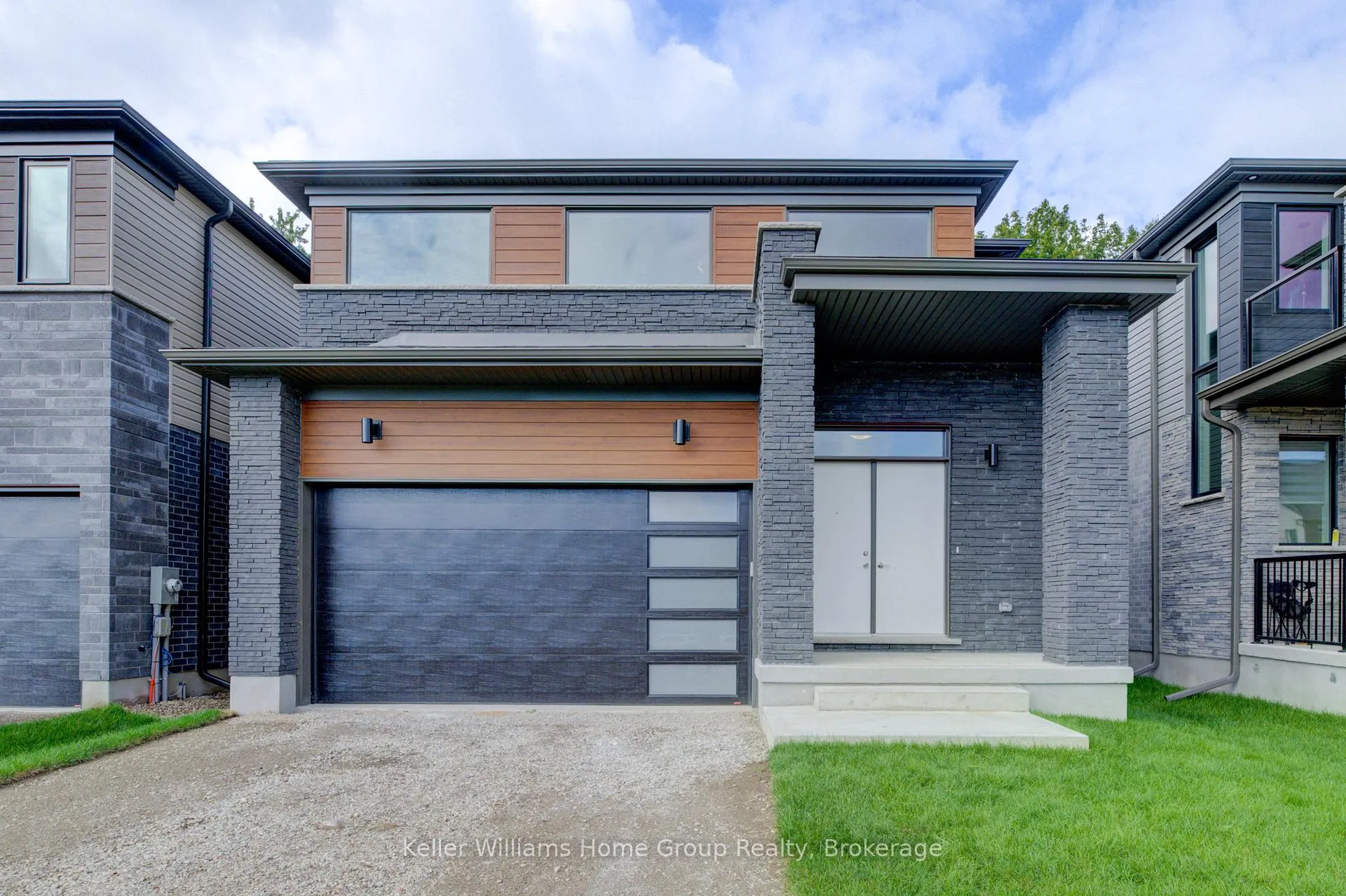Photo 4 of 16 Nicholas Way, Guelph, Victoria North — HOMEH