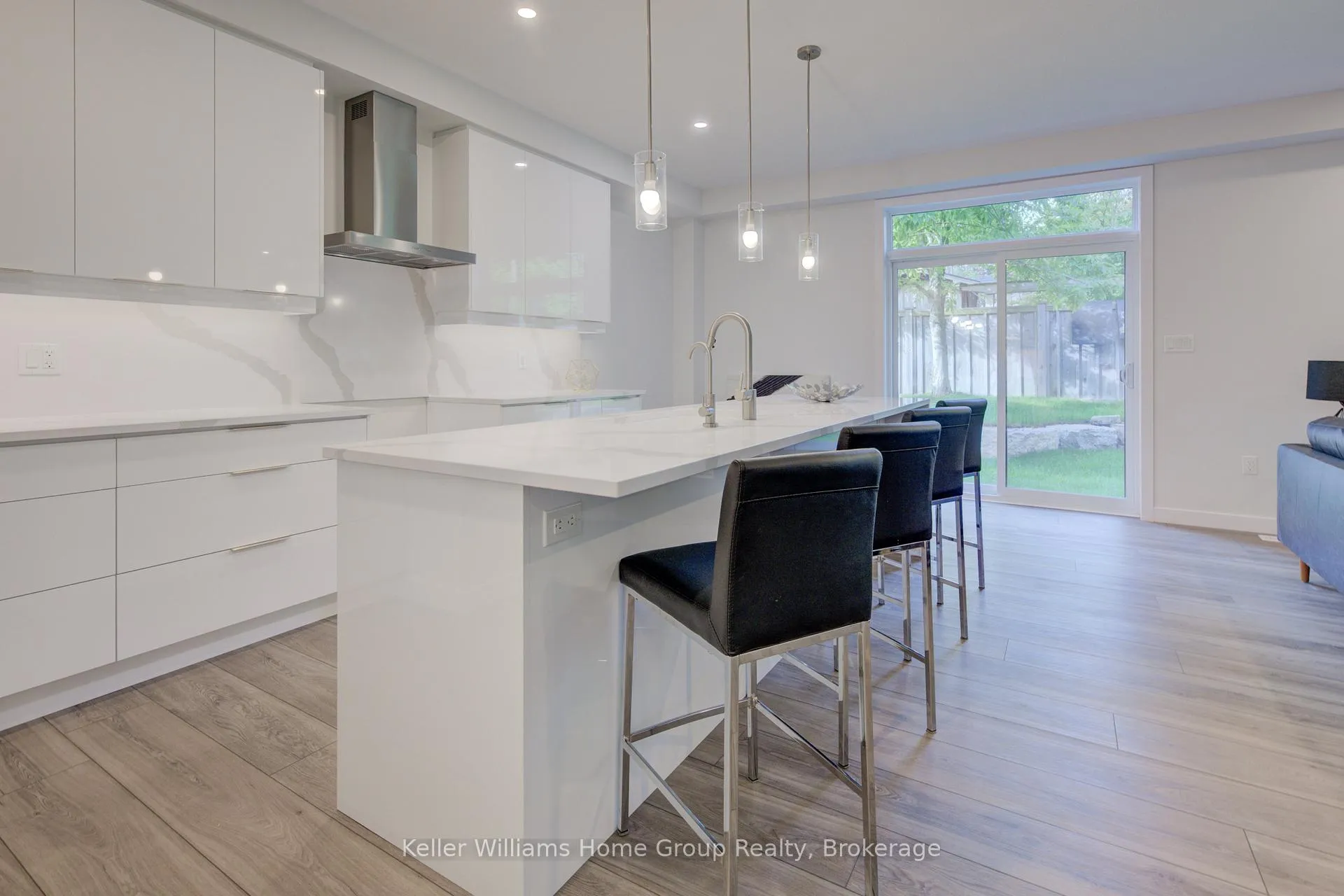 Photo 60 of 16 Nicholas Way, Guelph, Victoria North — HOMEH