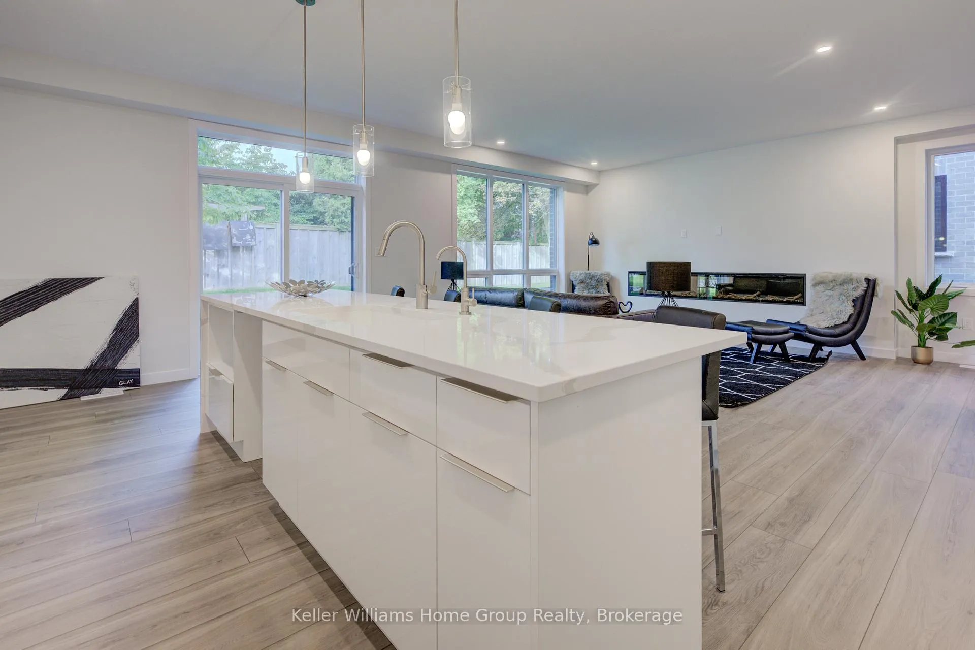Photo 70 of 16 Nicholas Way, Guelph, Victoria North — HOMEH