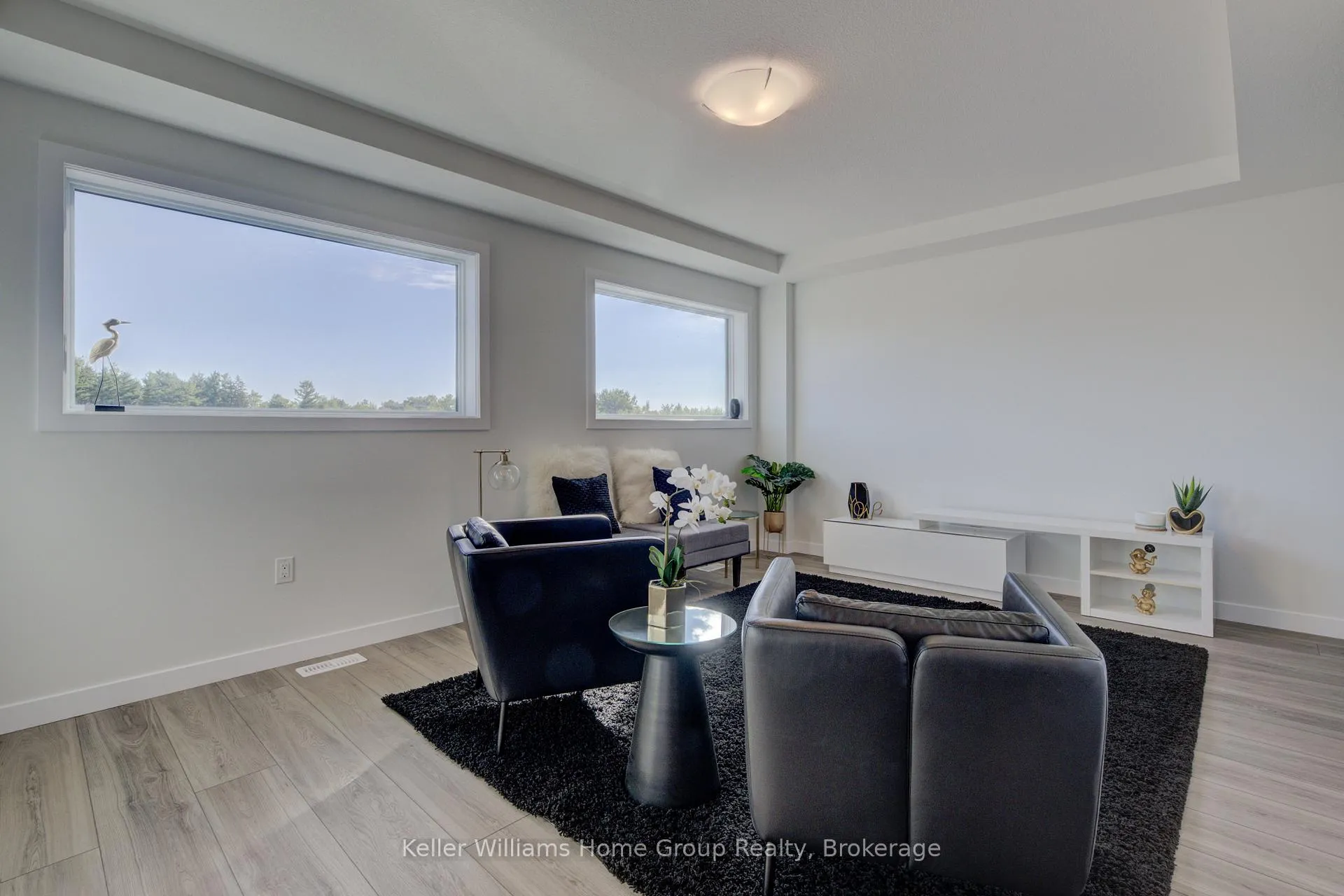 Photo 126 of 16 Nicholas Way, Guelph, Victoria North — HOMEH