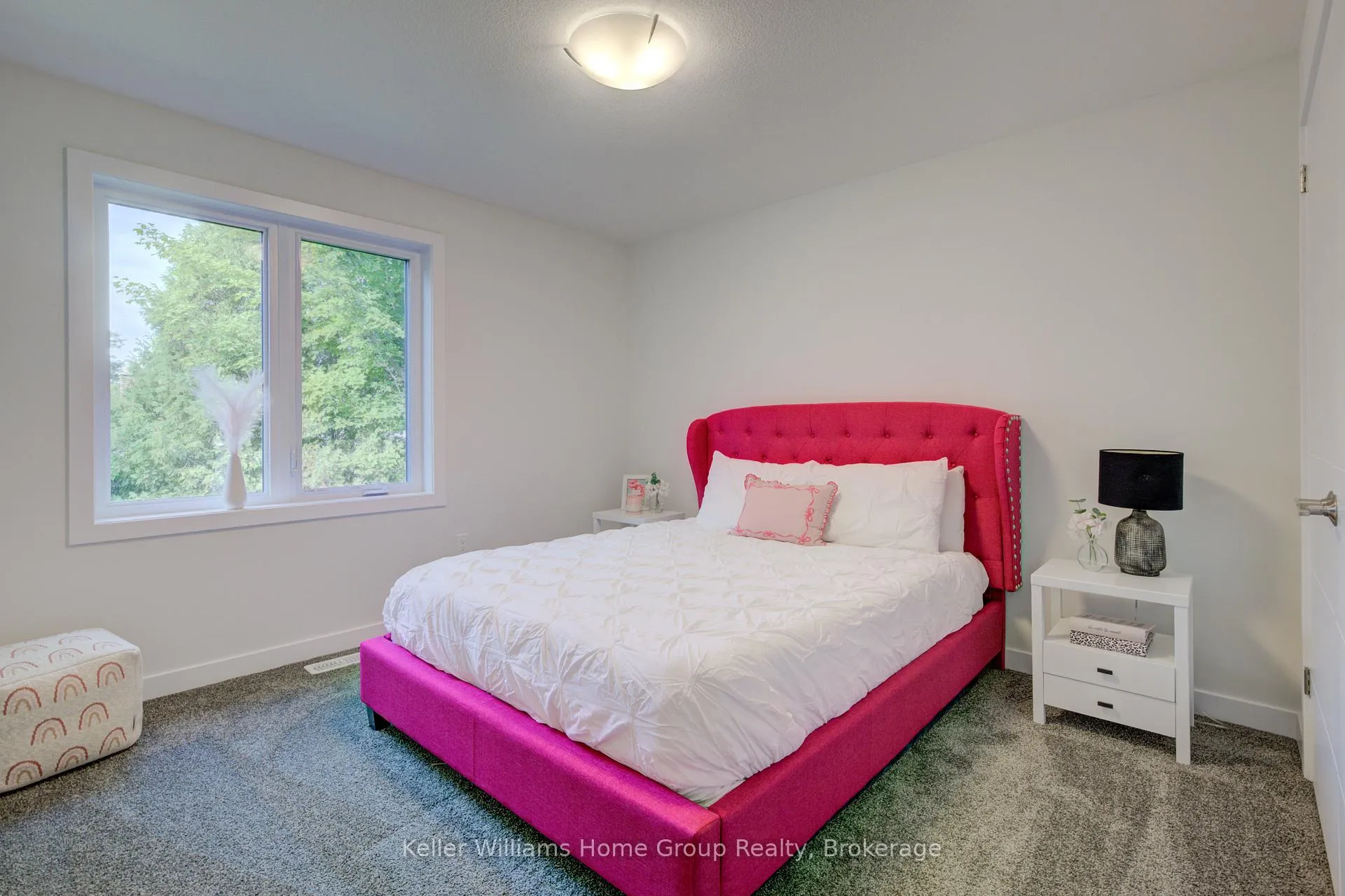 Photo 182 of 16 Nicholas Way, Guelph, Victoria North — HOMEH