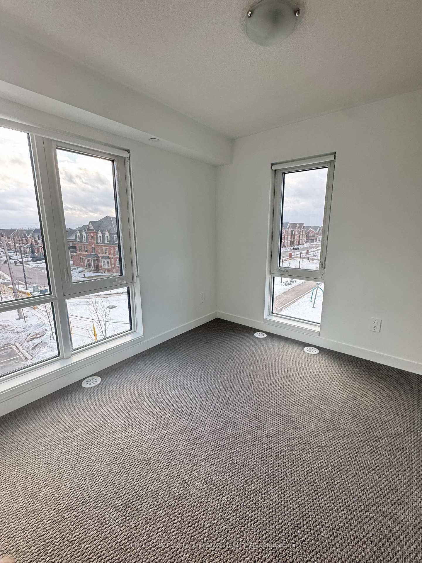 Photo 3 of Unit 24, 55 Romilly Avenue, Brampton, Northwest Brampton — HOMEH
