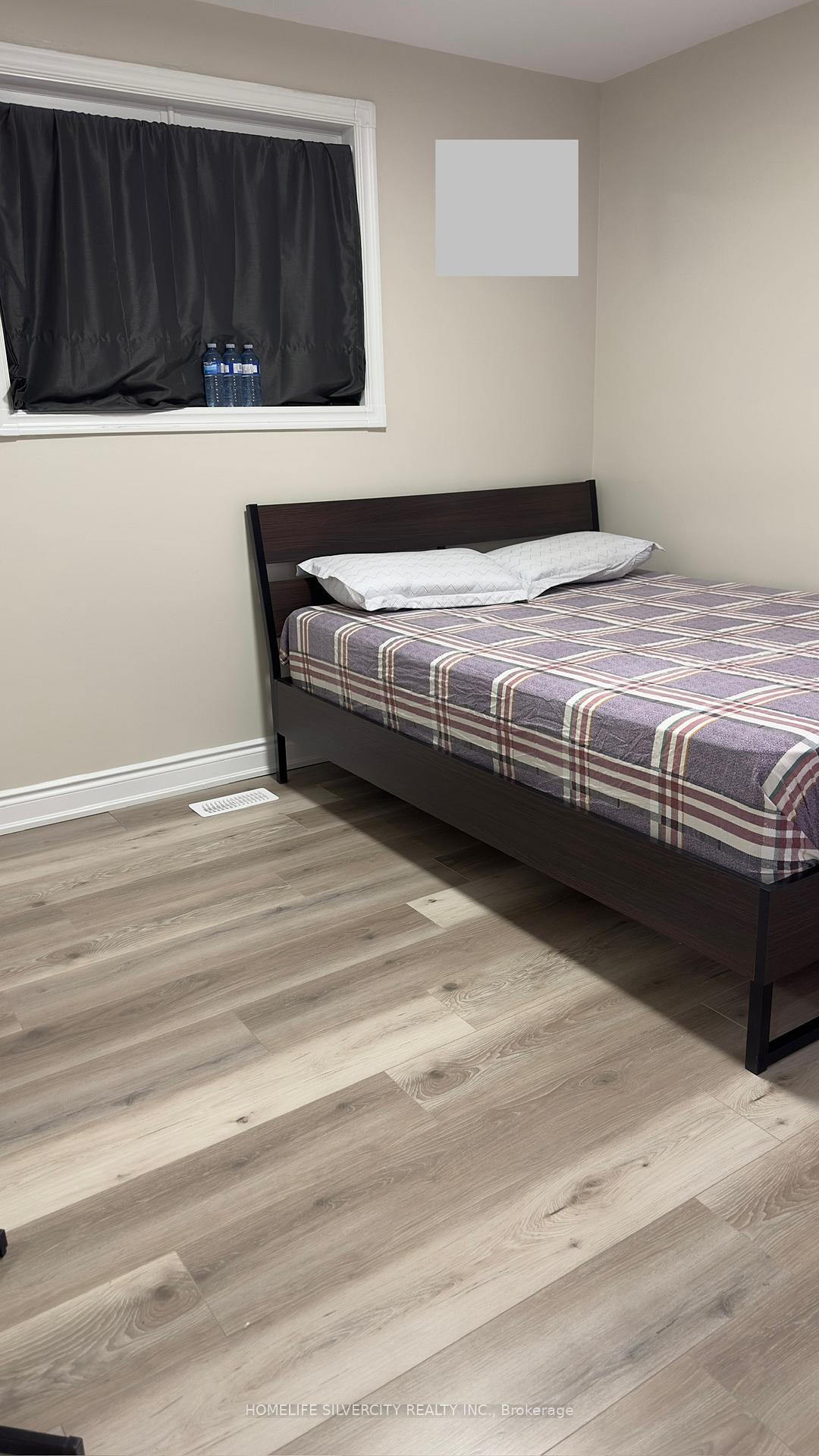 Photo 5 of 15 Brentwood Drive, Brampton, Avondale — HOMEH