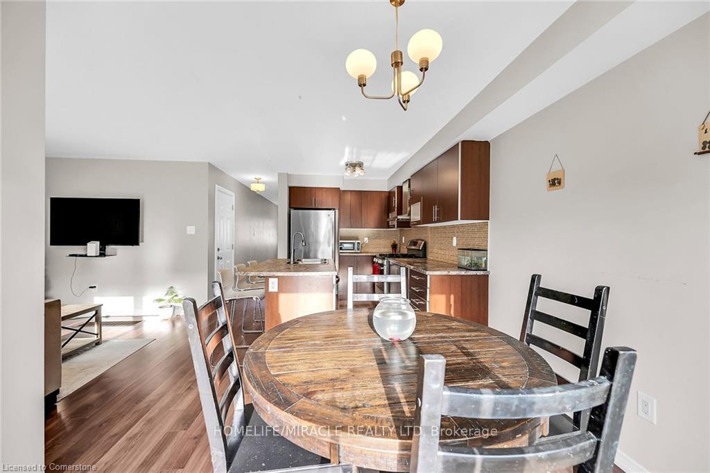 Photo 3 of 299 Windwood Drive, Hamilton, Binbrook — HOMEH