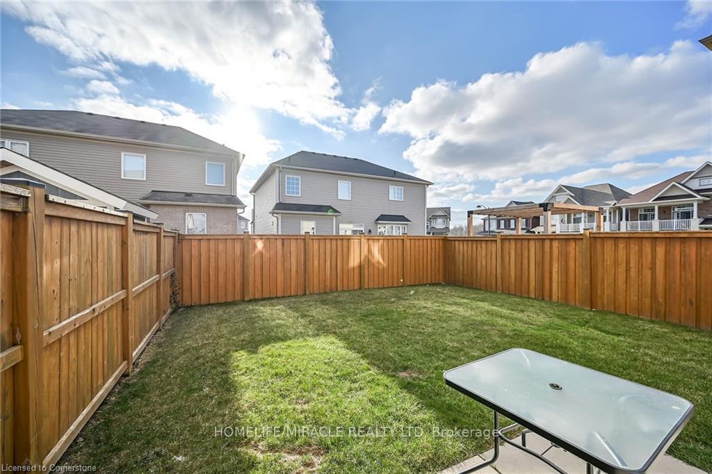 Photo 8 of 299 Windwood Drive, Hamilton, Binbrook — HOMEH