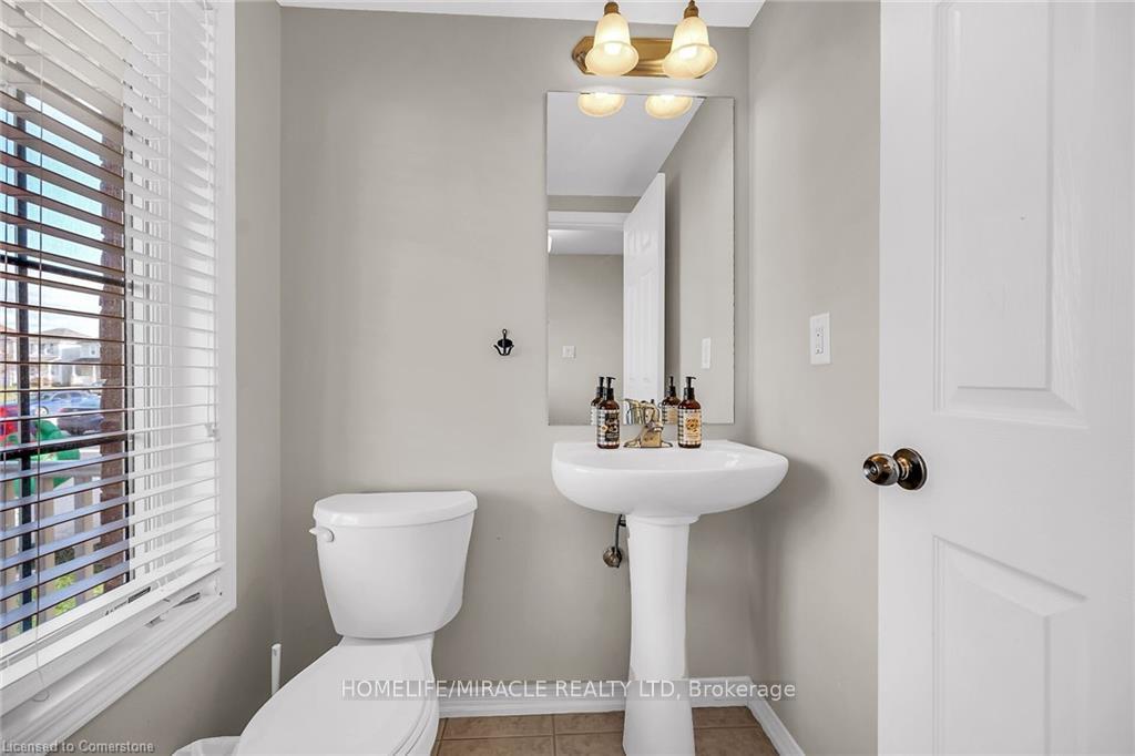 Photo 29 of 299 Windwood Drive, Hamilton, Binbrook — HOMEH