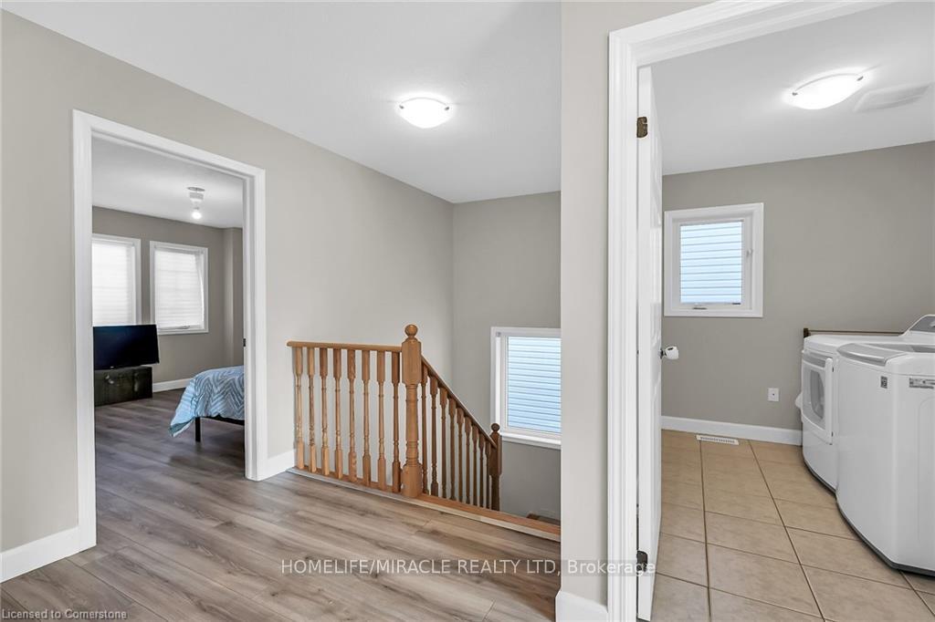 Photo 30 of 299 Windwood Drive, Hamilton, Binbrook — HOMEH