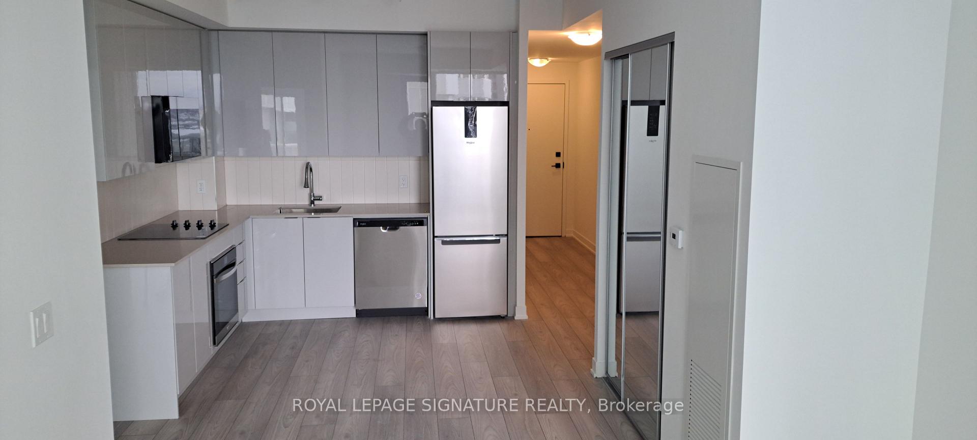 Photo 5 of Unit 626, 498 Caldari Road S, Vaughan, Concord — HOMEH