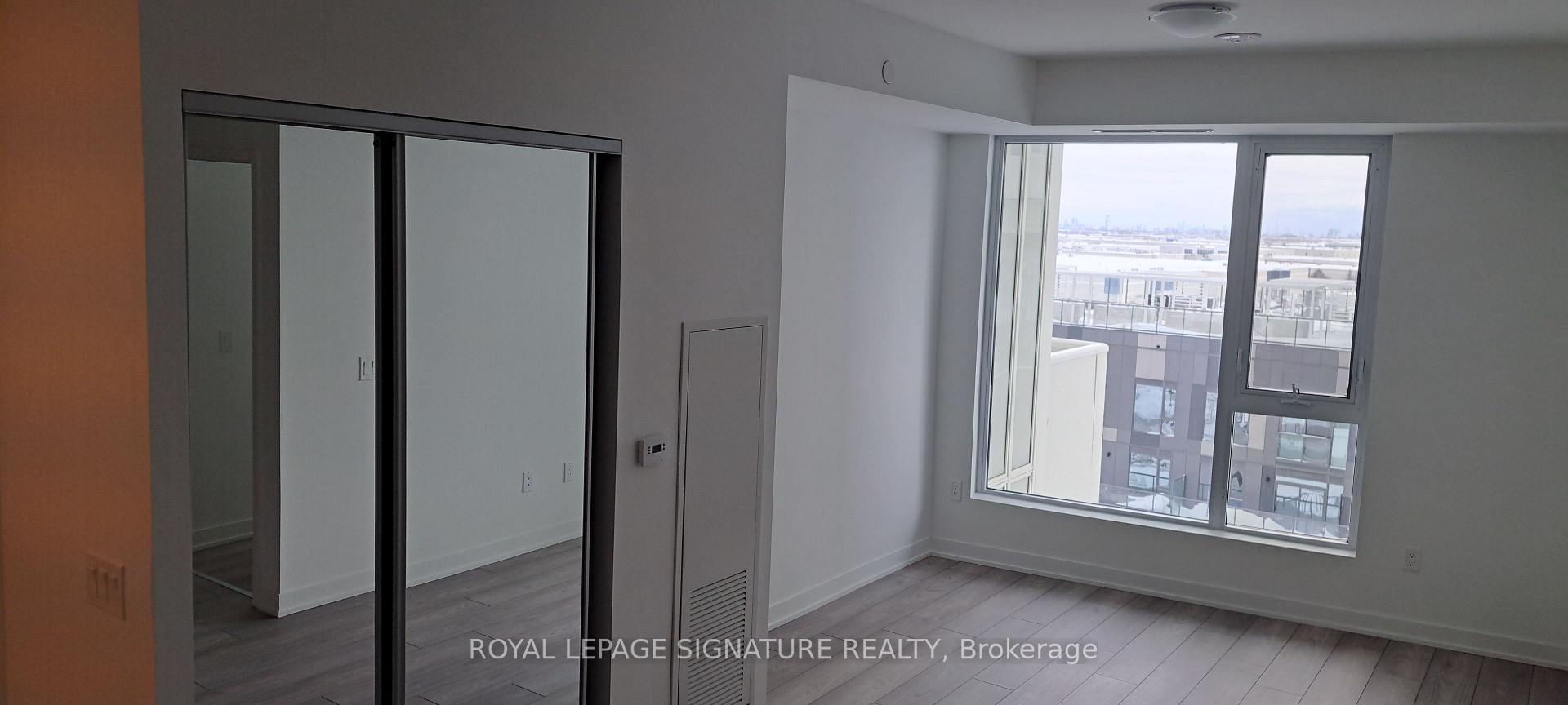 Photo 6 of Unit 626, 498 Caldari Road S, Vaughan, Concord — HOMEH