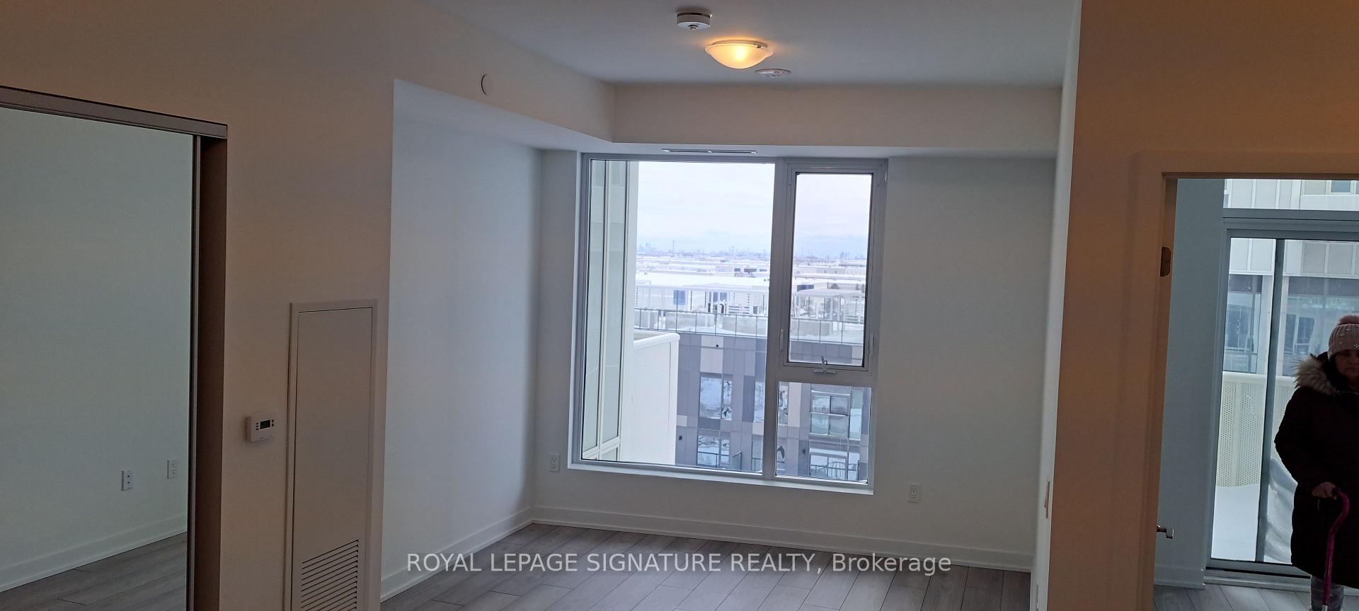 Photo 10 of Unit 626, 498 Caldari Road S, Vaughan, Concord — HOMEH