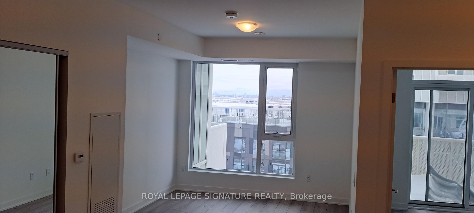 Photo 11 of Unit 626, 498 Caldari Road S, Vaughan, Concord — HOMEH