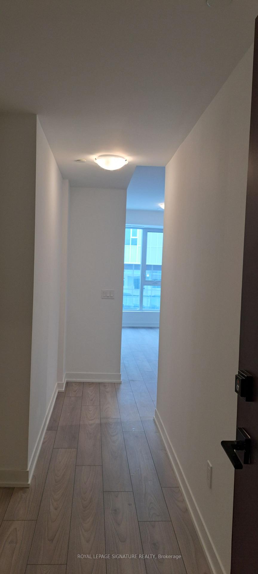 Photo 13 of Unit 626, 498 Caldari Road S, Vaughan, Concord — HOMEH