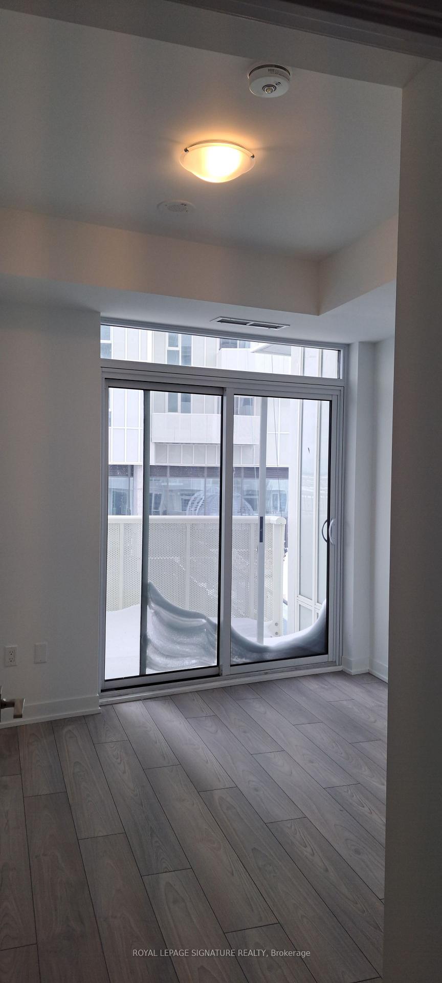 Photo 15 of Unit 626, 498 Caldari Road S, Vaughan, Concord — HOMEH