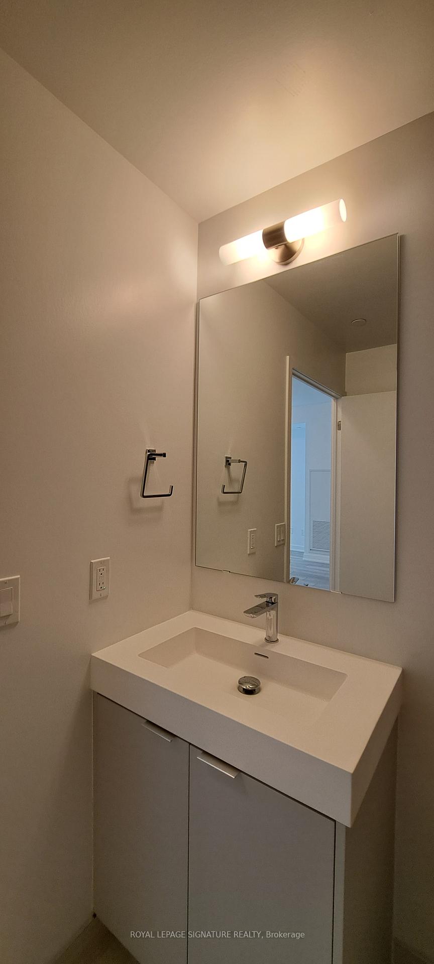 Photo 30 of Unit 626, 498 Caldari Road S, Vaughan, Concord — HOMEH