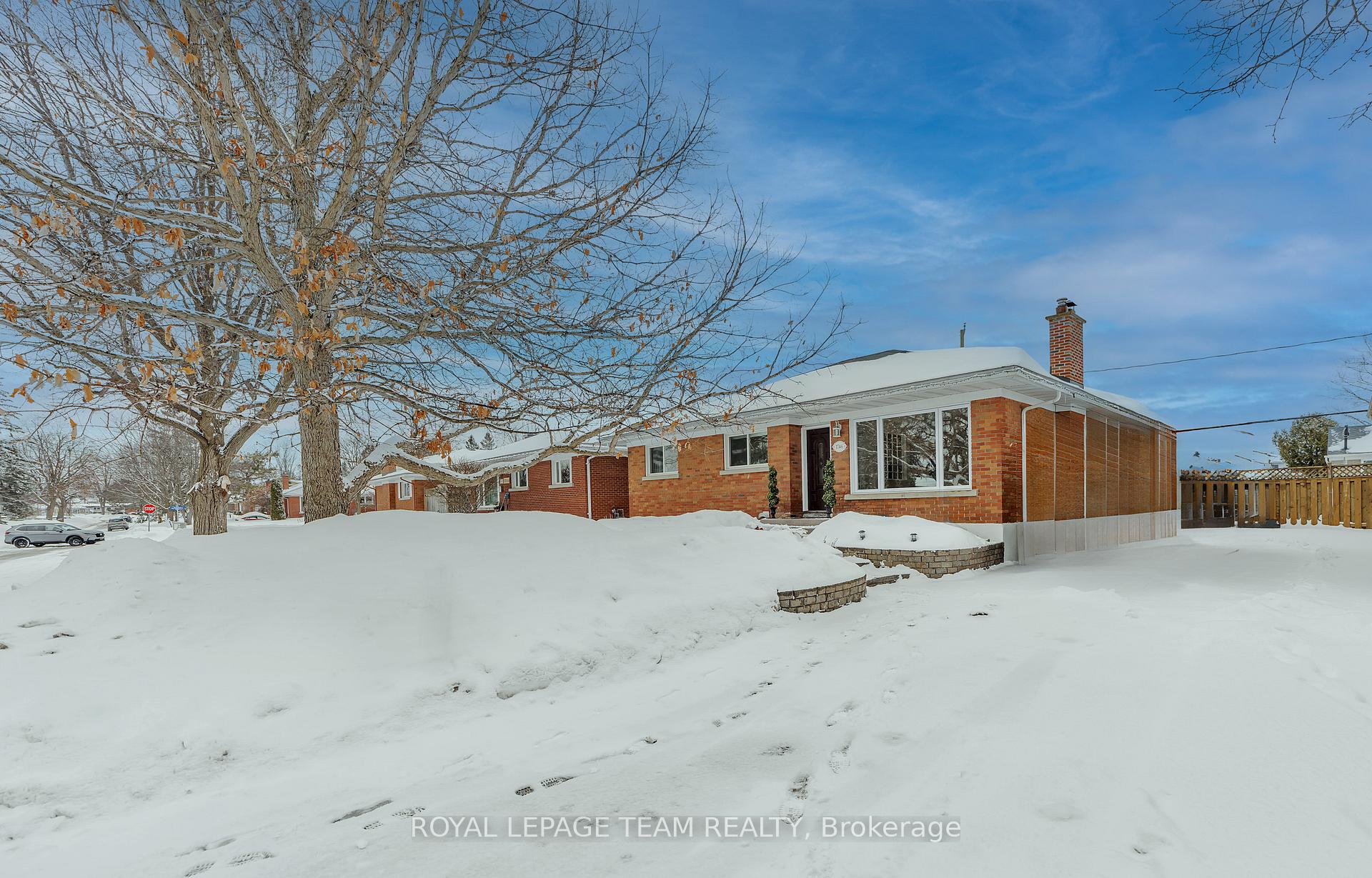 Photo 2 of 1746 Ainsley Drive, Ottawa, Bel Air Heights — HOMEH