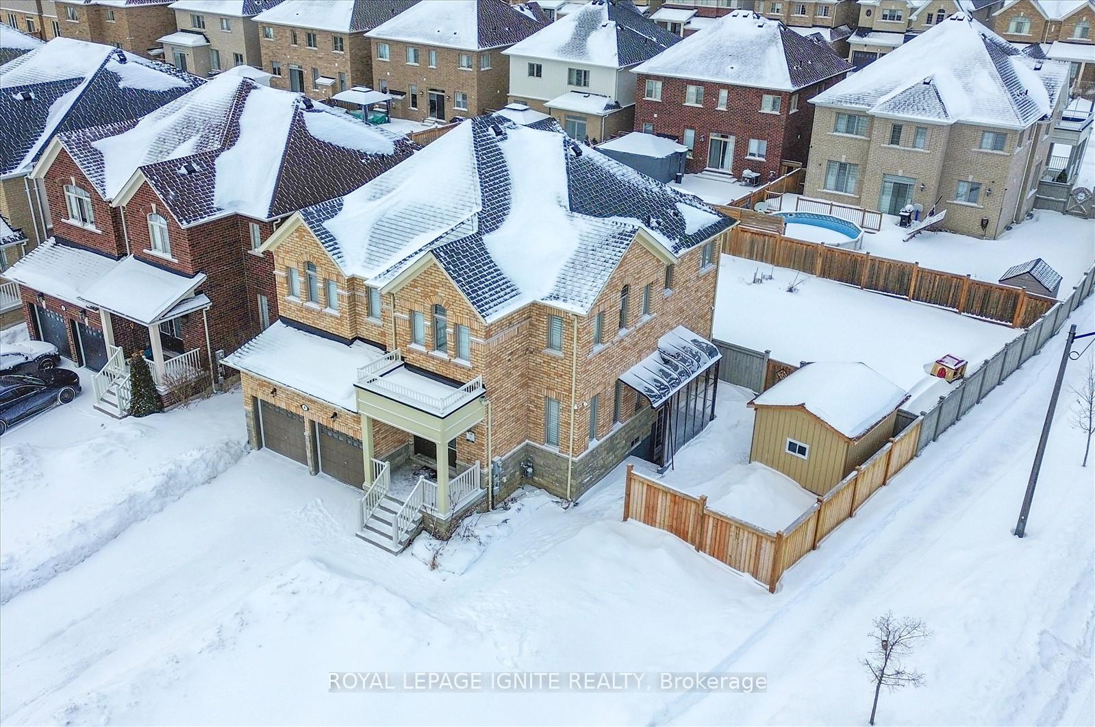 Photo 3 of 4 Schwalm Crescent, New Tecumseth, Tottenham — HOMEH