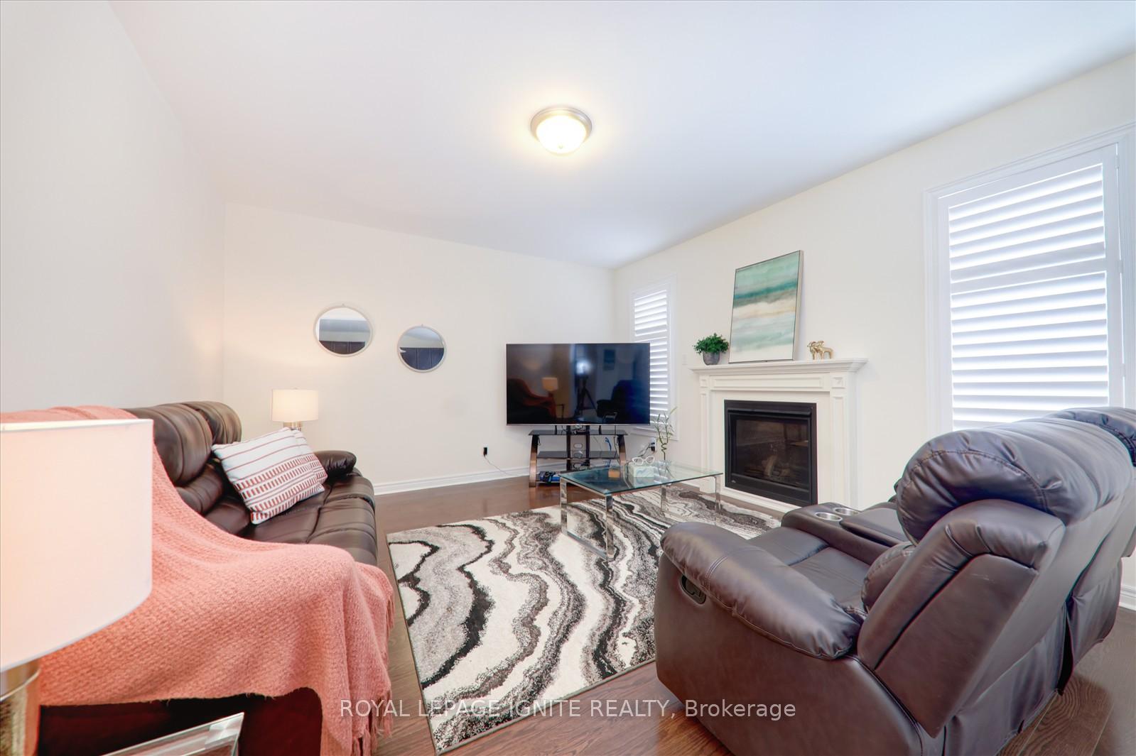 Photo 9 of 4 Schwalm Crescent, New Tecumseth, Tottenham — HOMEH