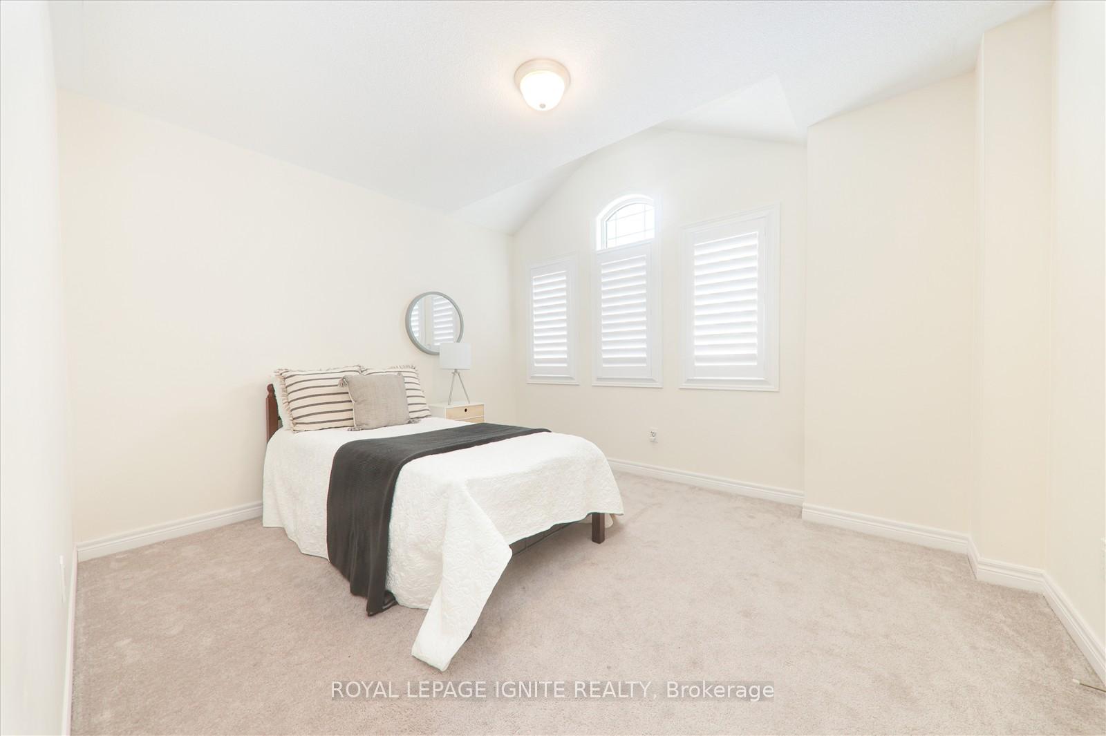 Photo 20 of 4 Schwalm Crescent, New Tecumseth, Tottenham — HOMEH
