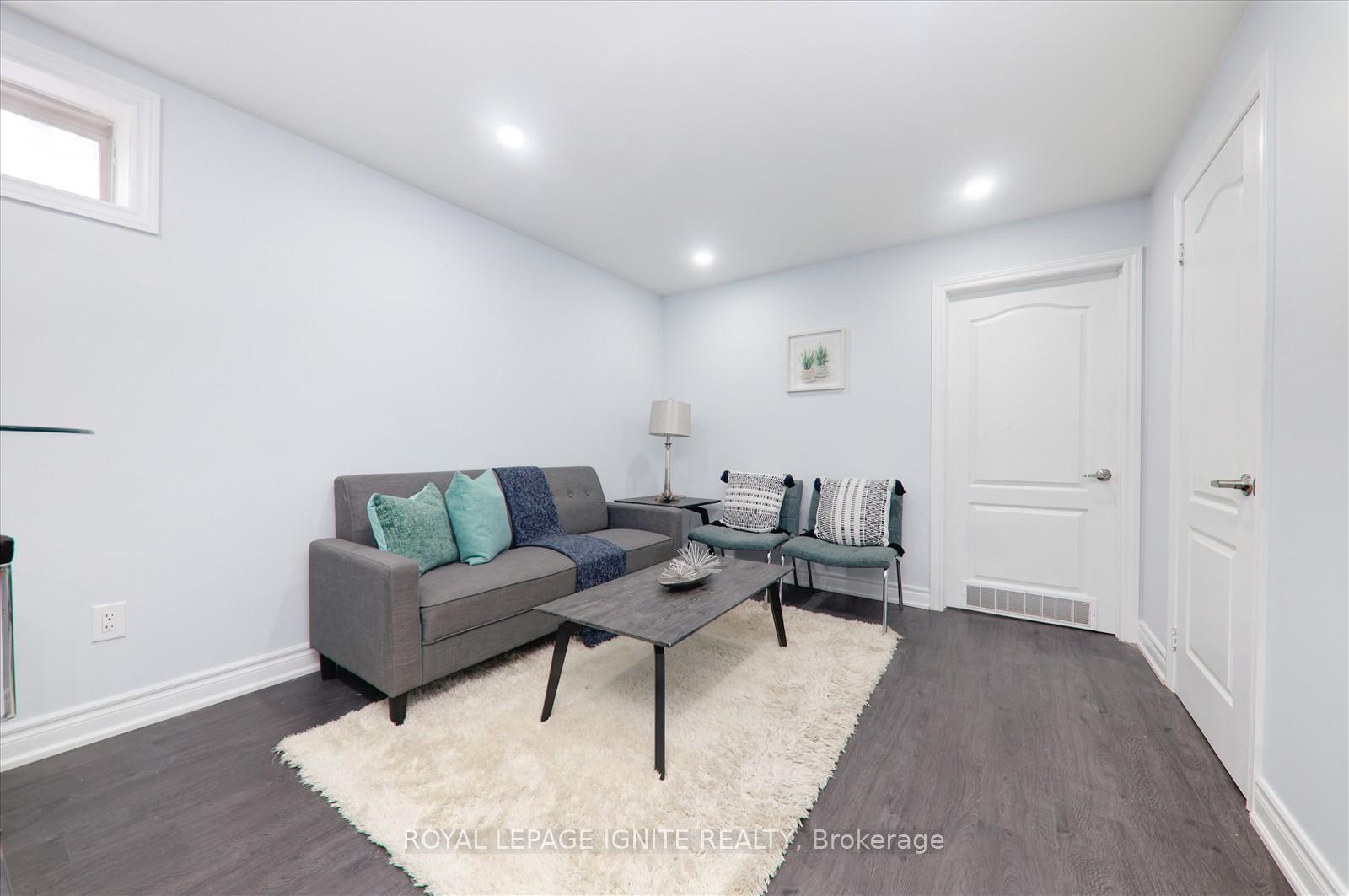 Photo 31 of 4 Schwalm Crescent, New Tecumseth, Tottenham — HOMEH