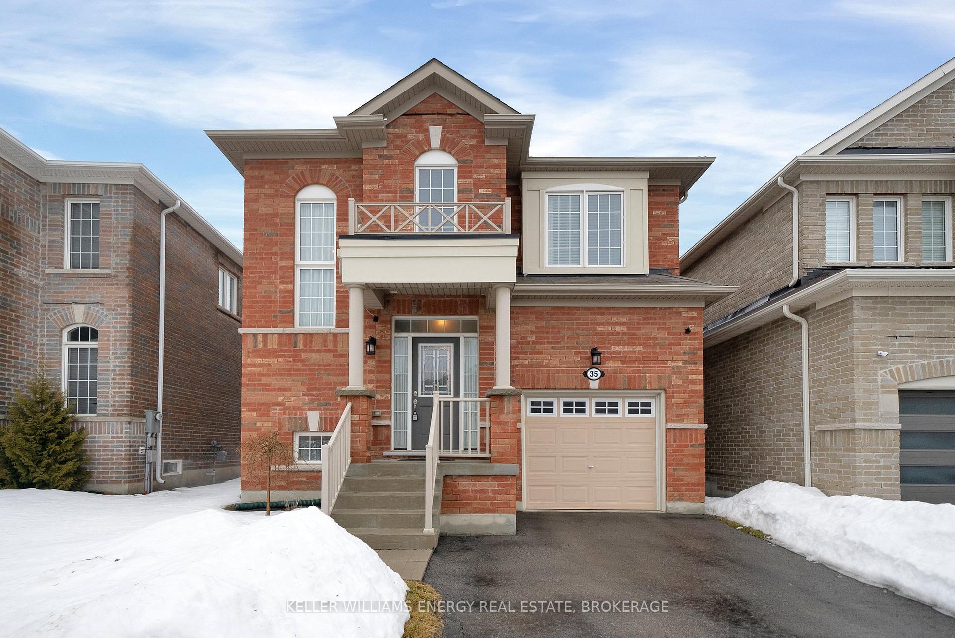 Photo 1 of 35 Noden Crescent, Clarington, Newcastle — HOMEH