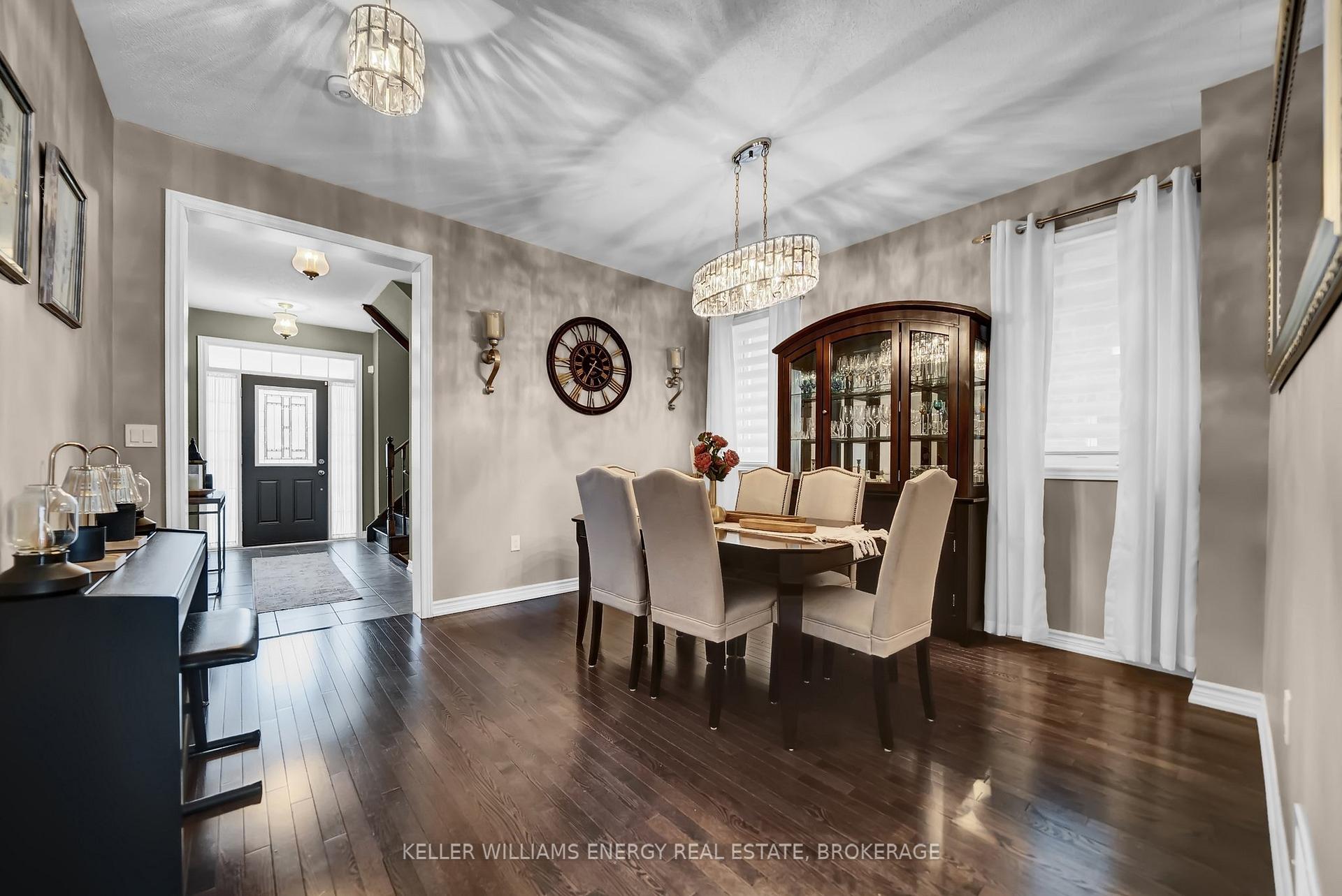 Photo 8 of 35 Noden Crescent, Clarington, Newcastle — HOMEH